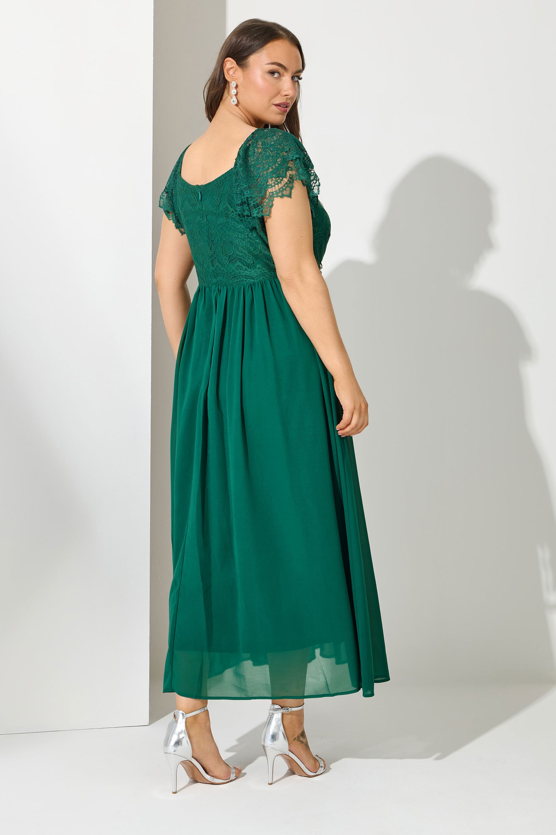 YOURS LONDON Plus Size Green Lace Wrap Maxi Dress | Yours Clothing 2
