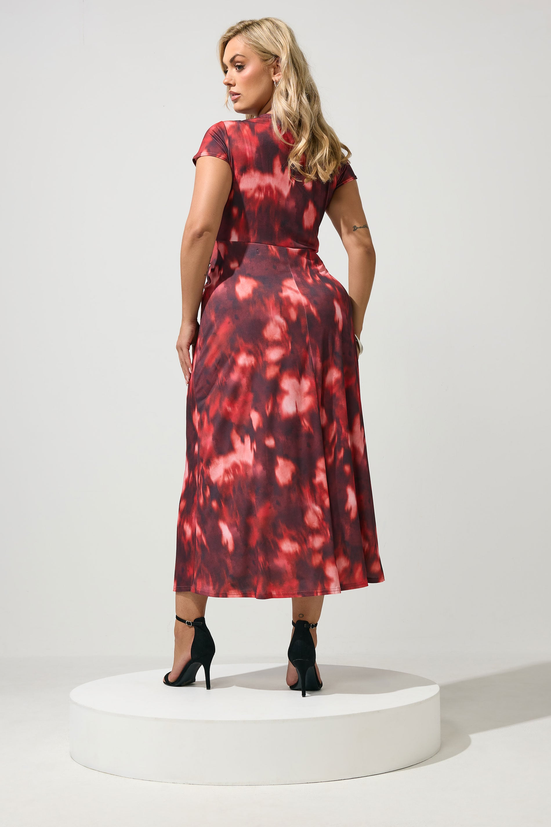 YOURS LONDON Plus Size Red Abstract Print Twist Front Dress | Yours Clothing 2