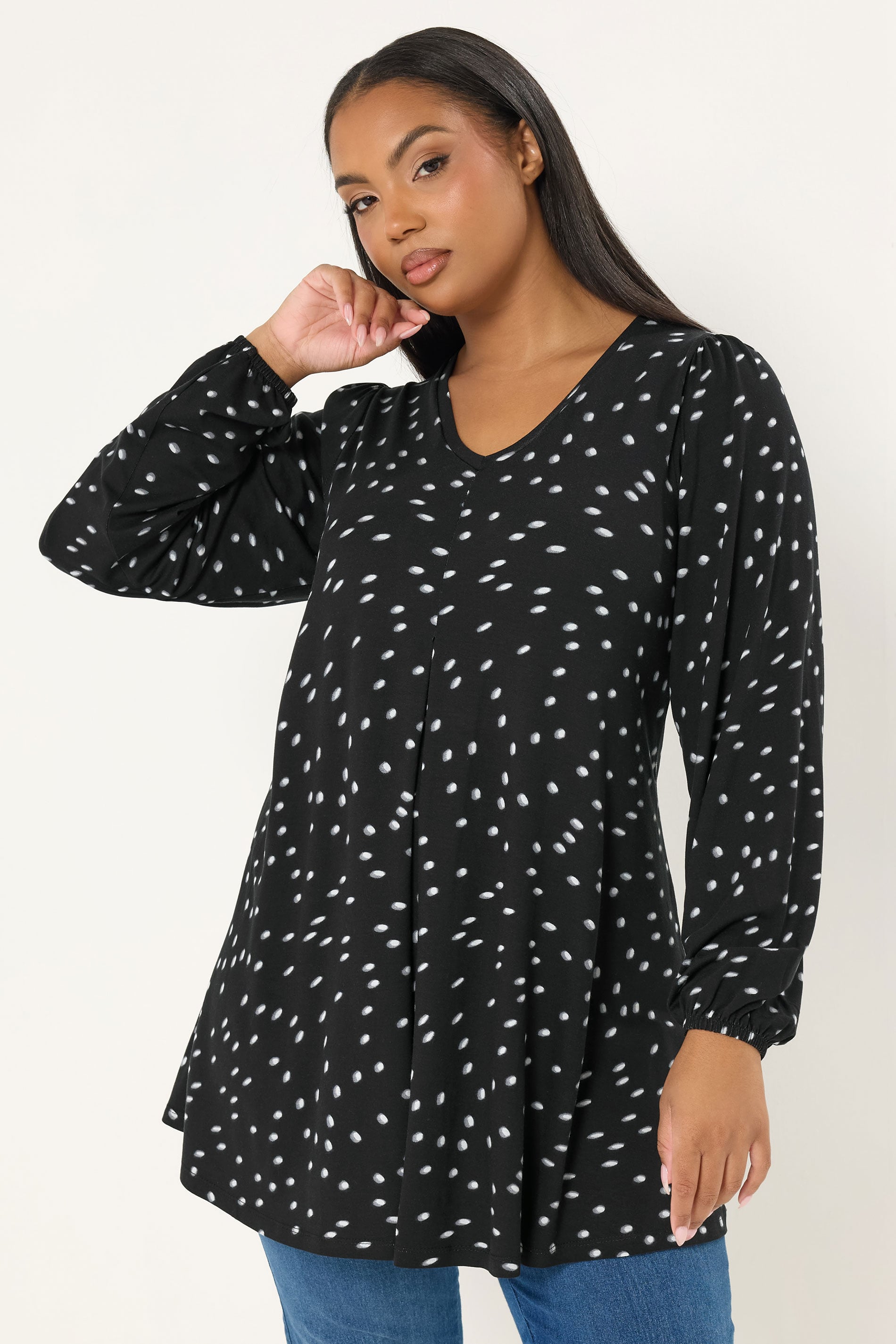 YOURS Plus Size Black Polka Dot Pleat Front Top | Yours Clothing 3