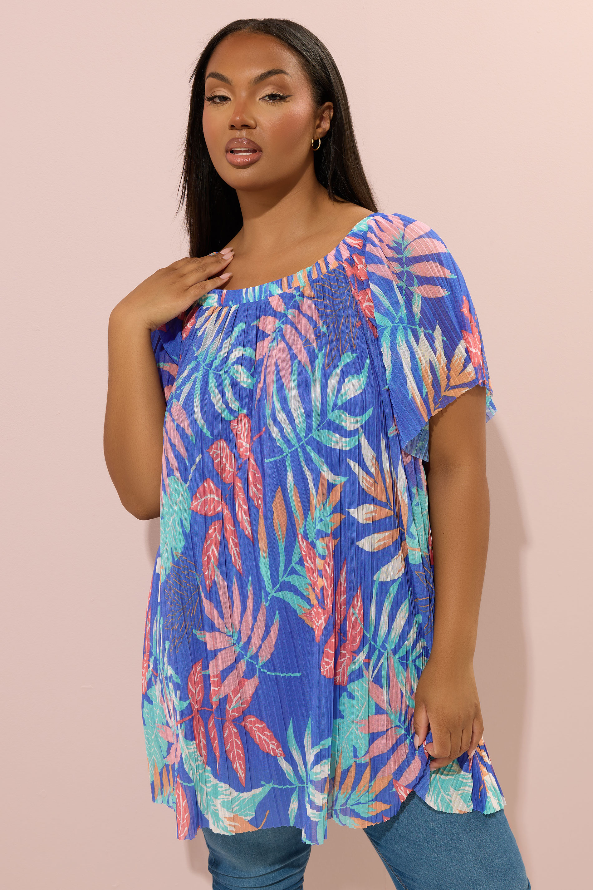 YOURS Plus Size Blue Leaf Print Pleated Mesh Top | Yours Clothing 4