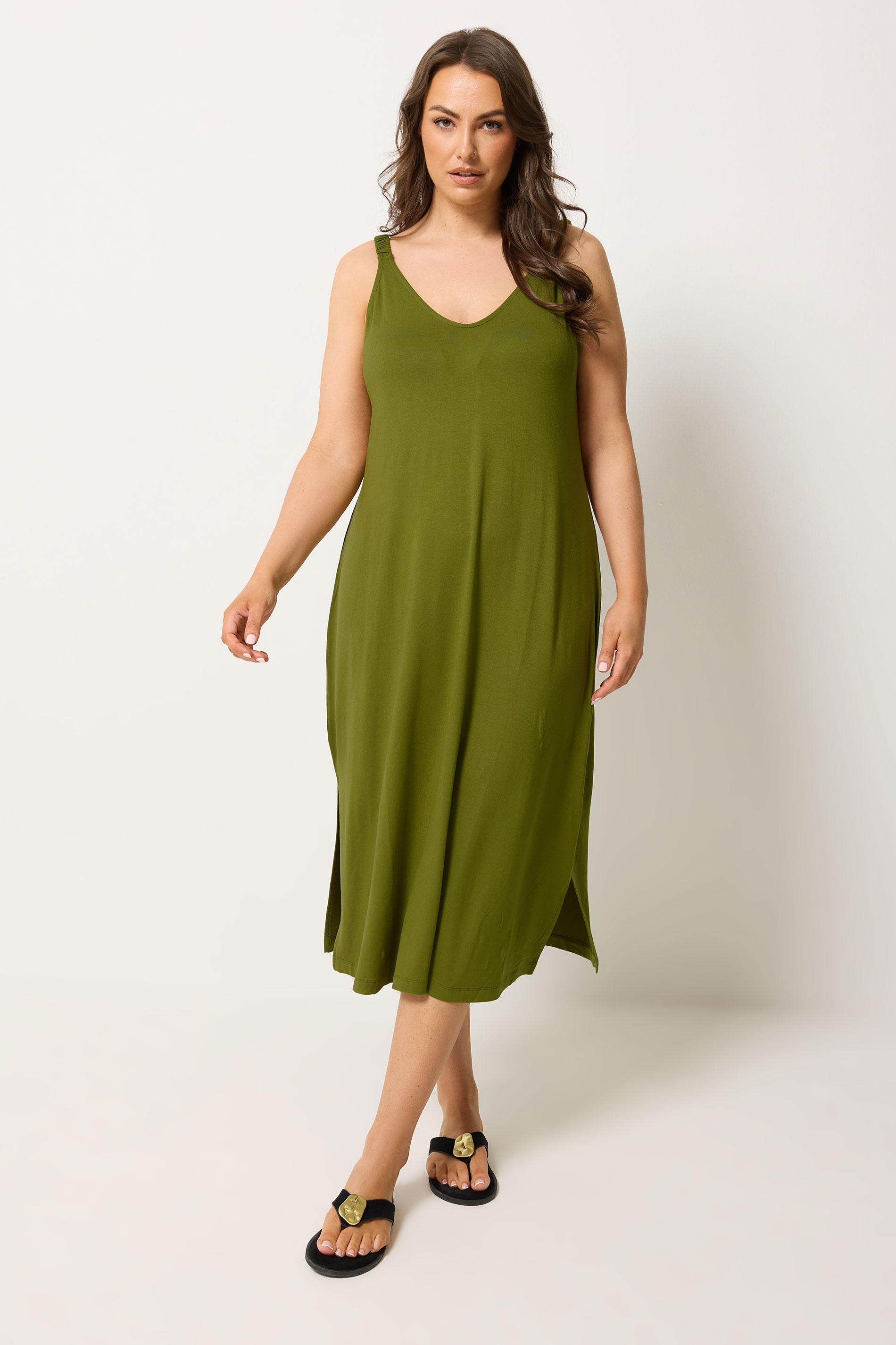 YOURS Plus Size Green Throw On Midi Dress | Yours Clothing 1