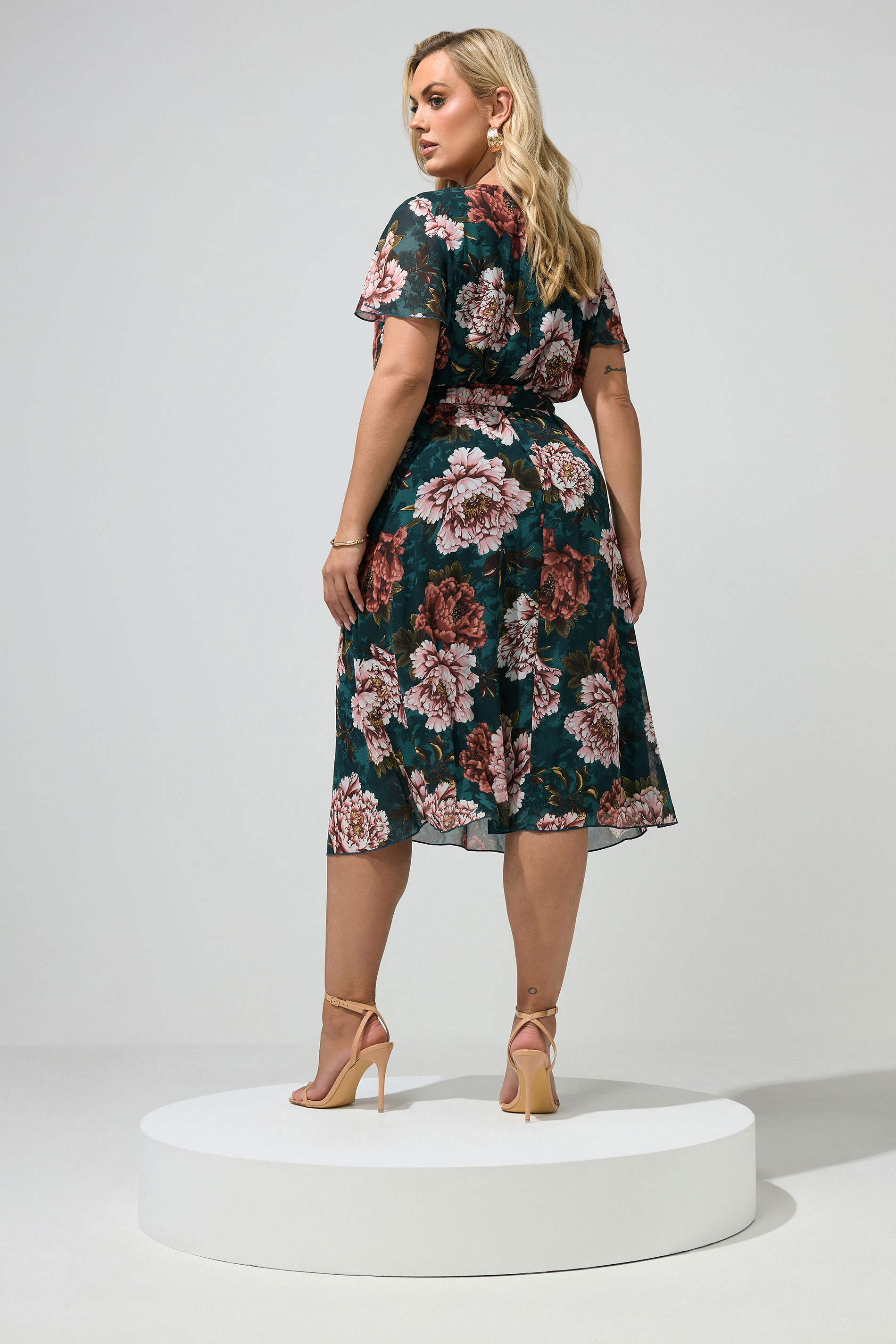 YOURS LONDON Plus Size Green & Pink Floral Wrap Dress | Yours Clothing 2