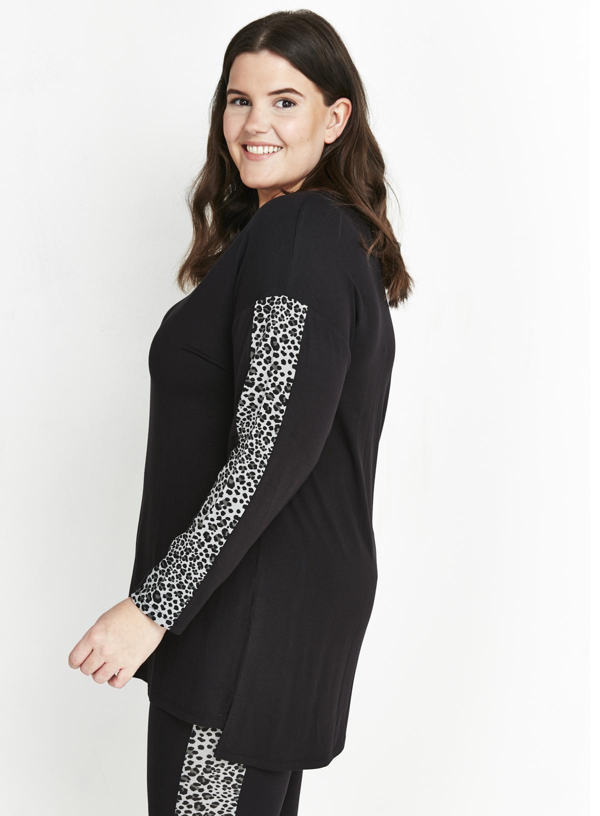 Evans Black Side Animal Print Top | Evans