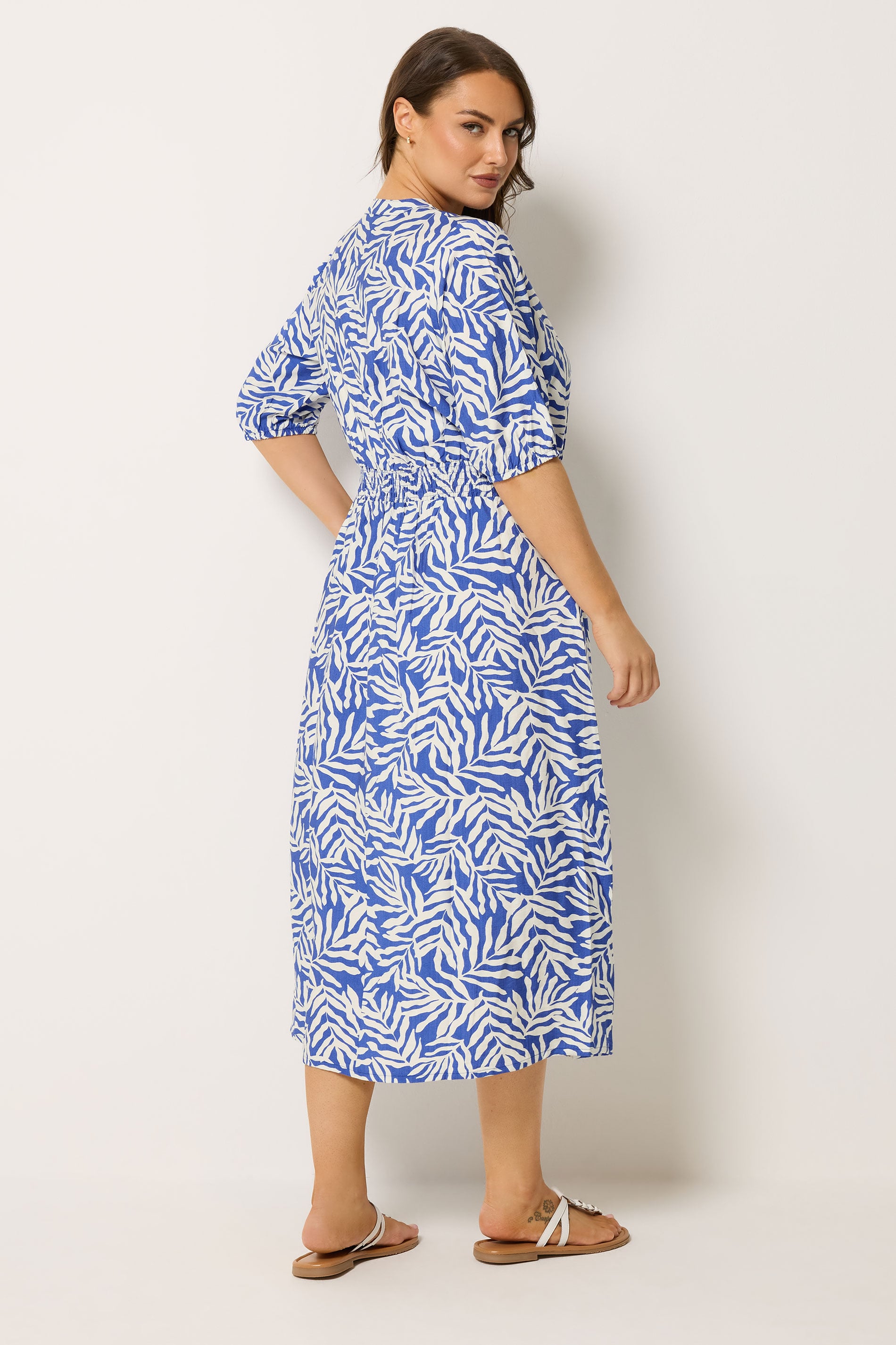 YOURS Plus Size Blue Leaf Print Notch Neck Dress | Yours Clothing 2