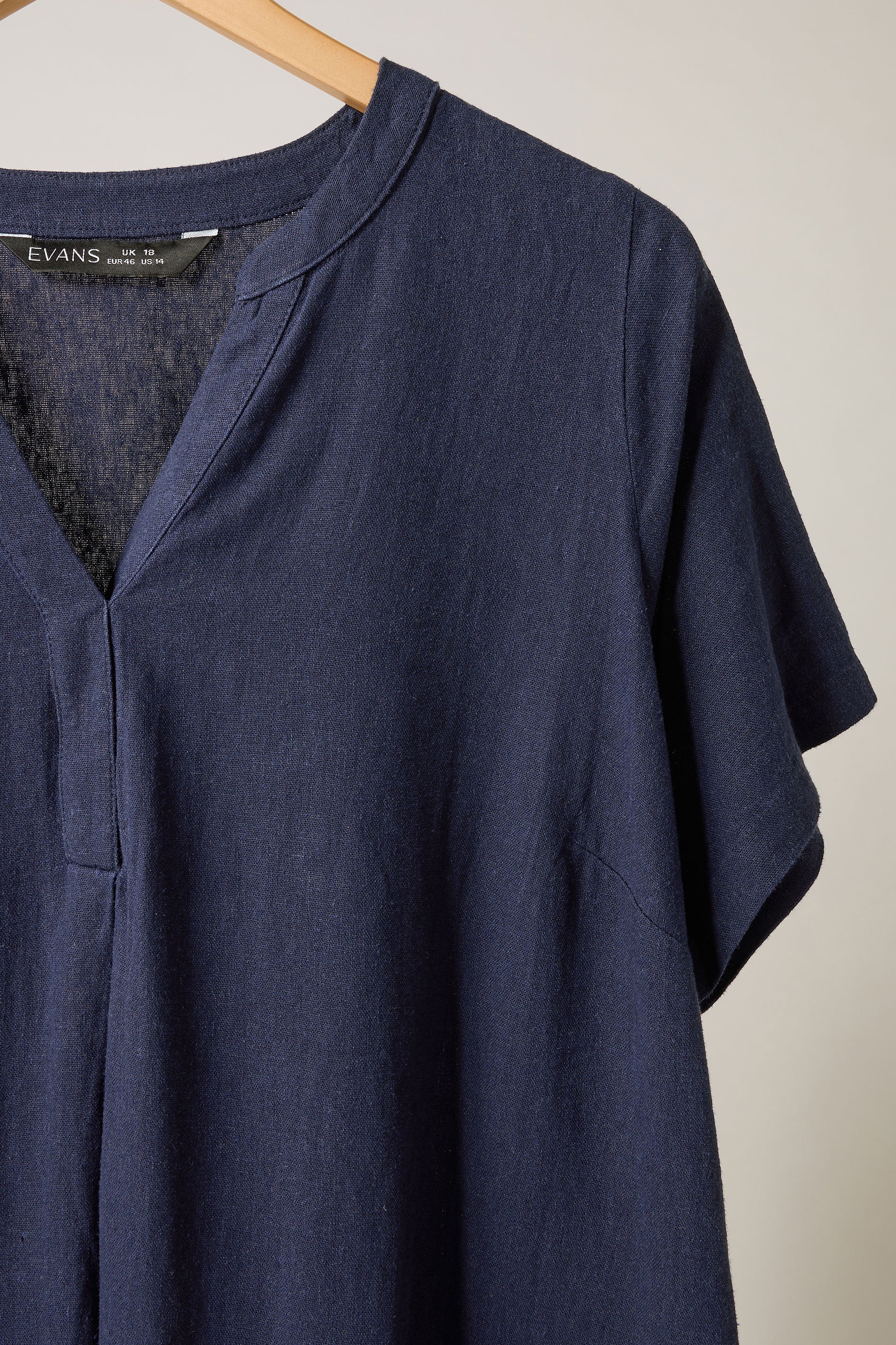 EVANS Plus Size Navy Blue Pleat Front Premium Linen Dress | Evans 8