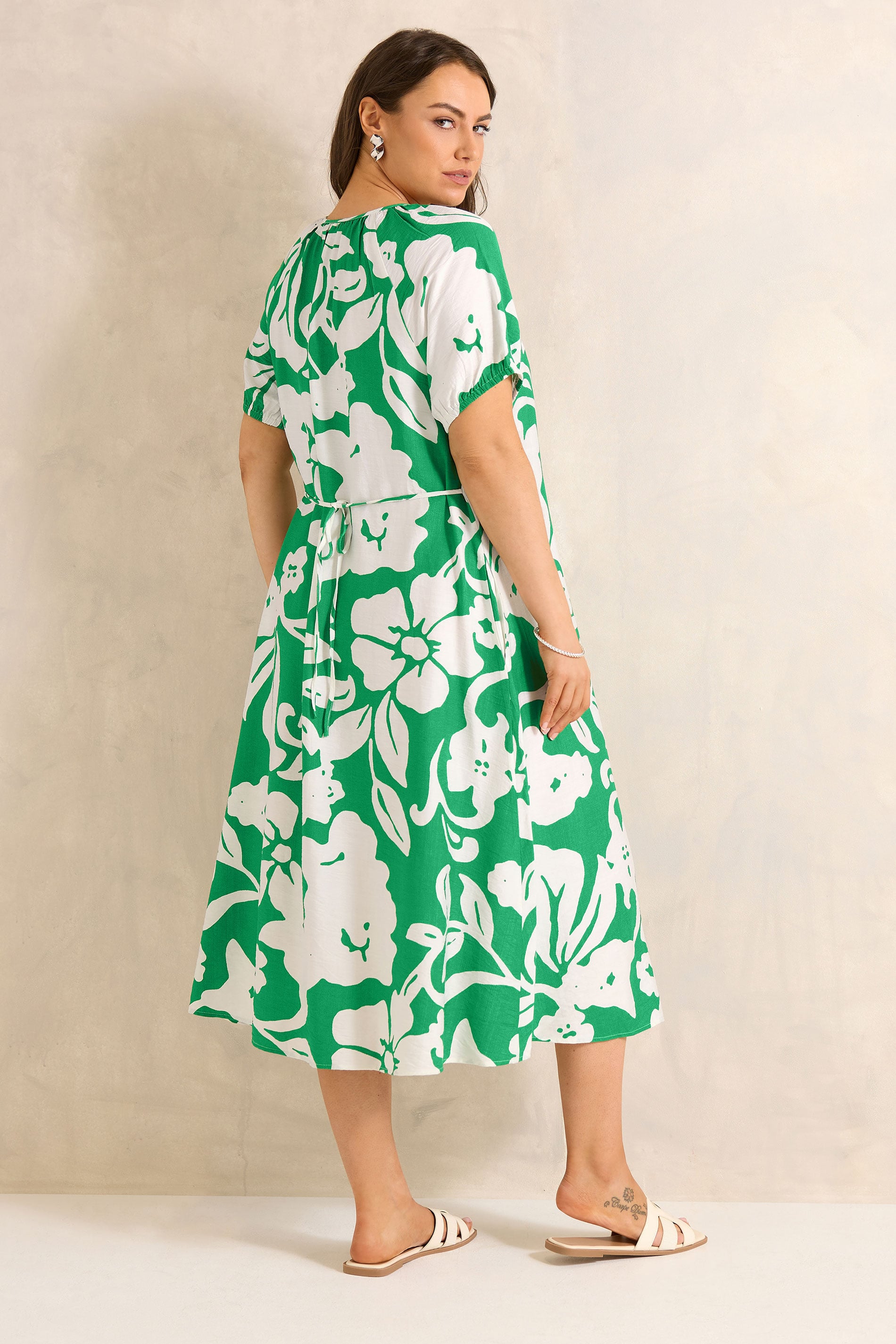 EVANS Plus Size Green Floral Swing Dress | Evans 2