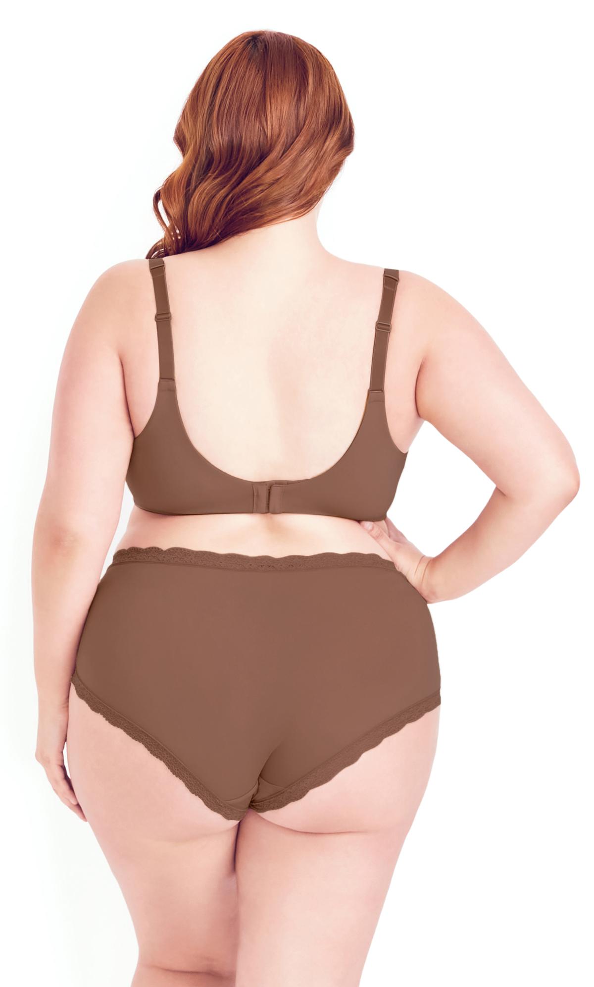 City Chic Smooth & Chic Bodyshaper in Natural