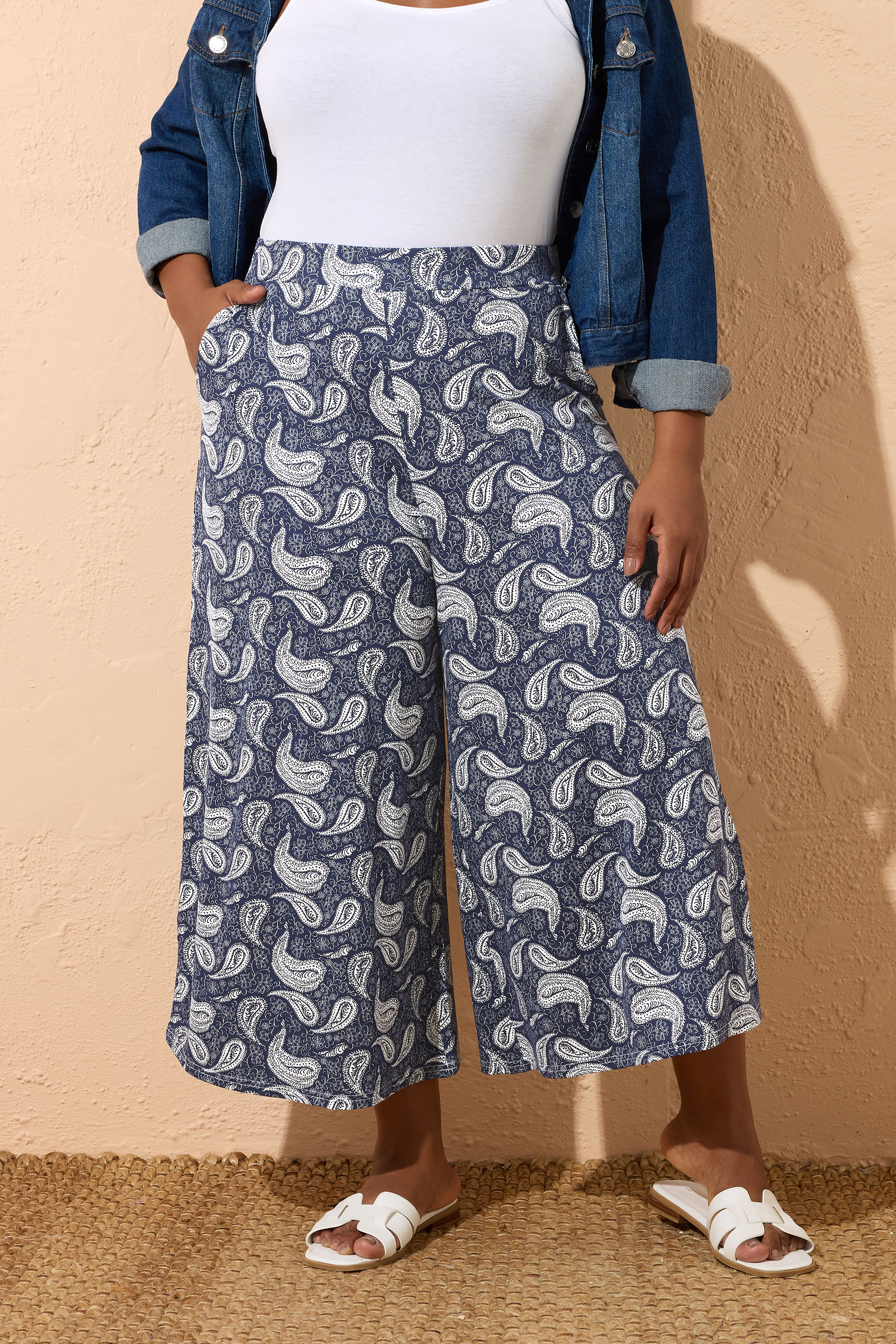 YOURS Plus Size Navy Blue Paisley Print Midaxi Culottes | Yours Clothing 3