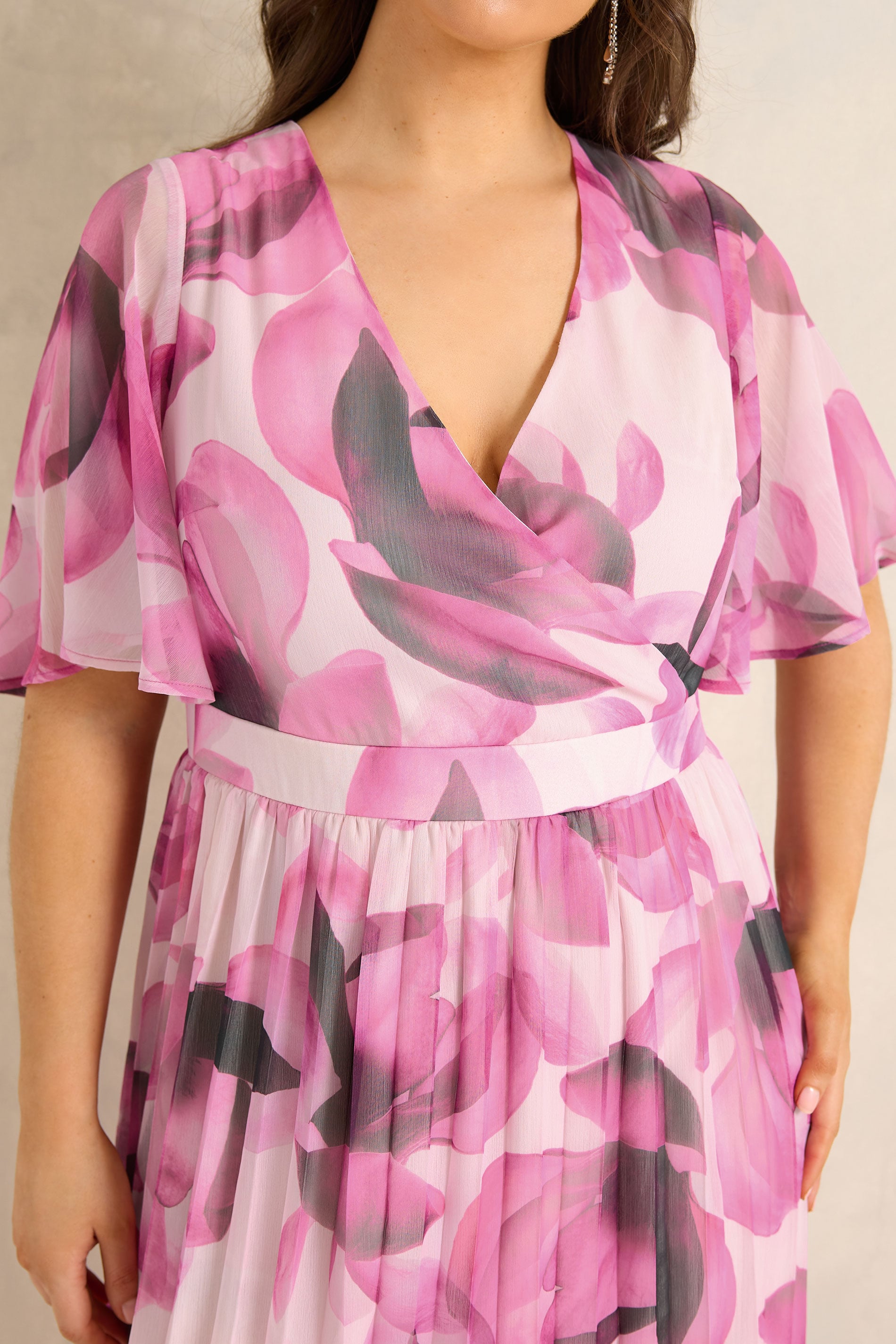 EVANS Plus Size Pink Petal Angel Sleeve Midi Dress | Evans 4