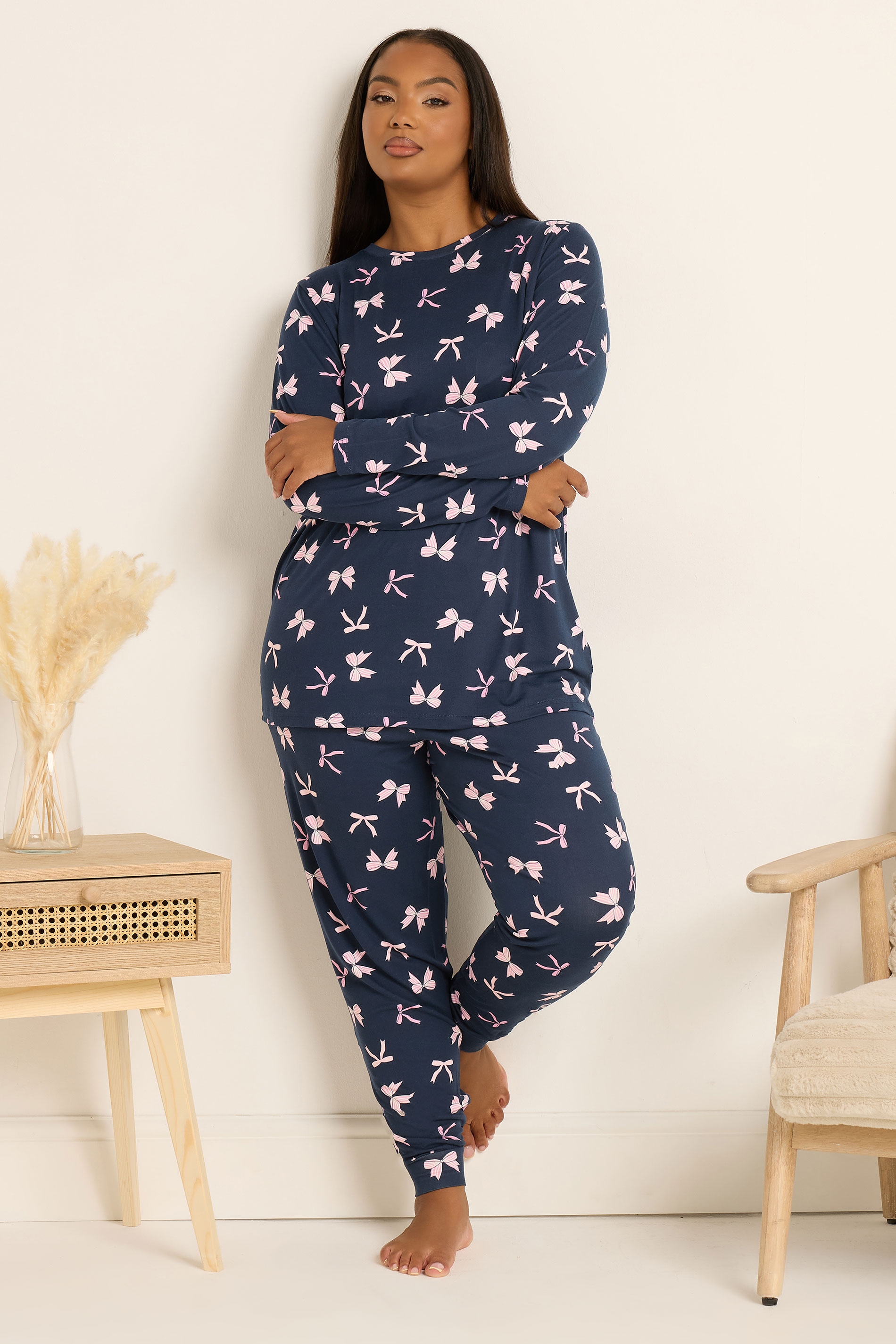 YOURS Plus Size Set Navy Blue Bow Soft Touch Pyjama & Eye Mask | Yours Clothing 2