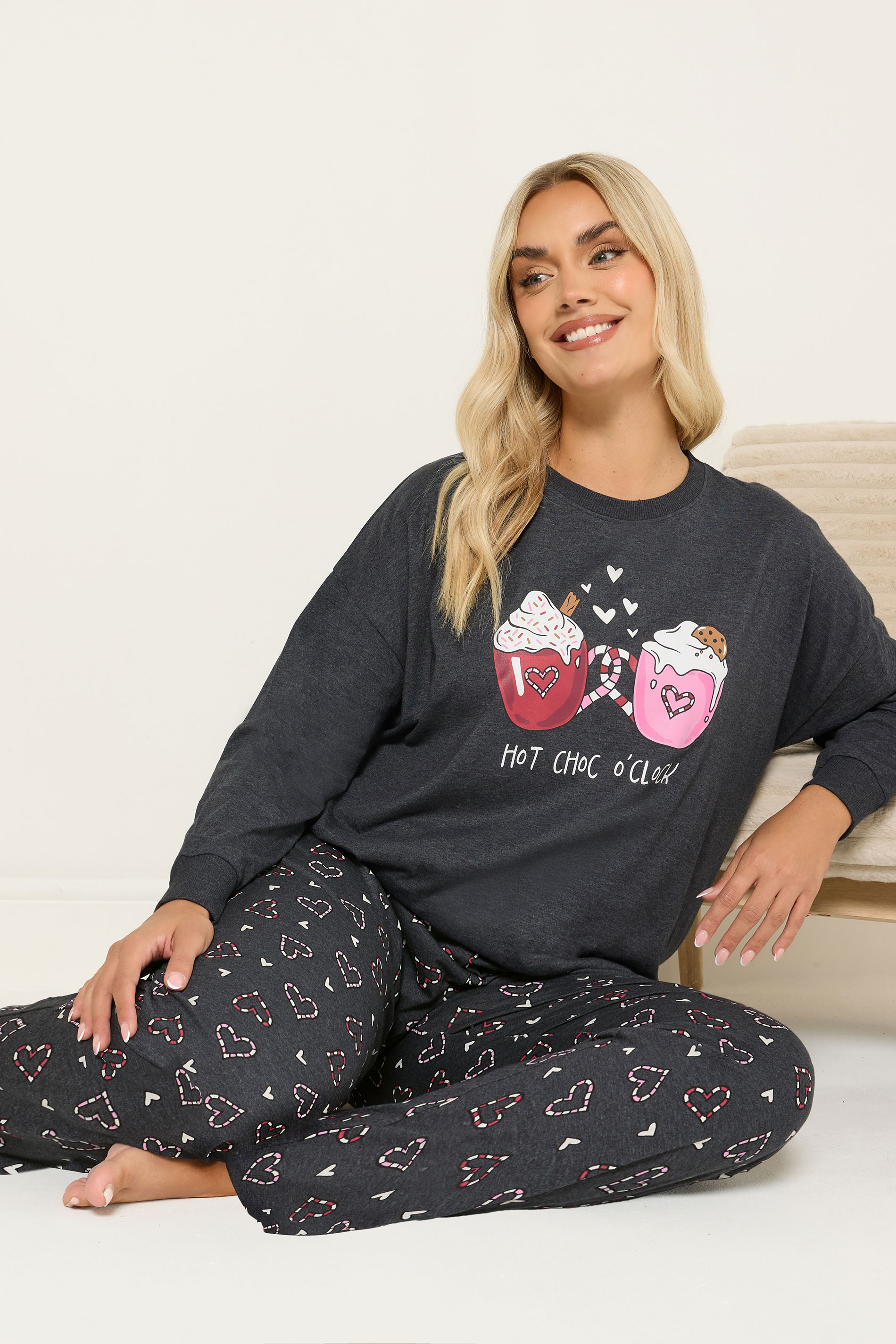 YOURS Plus Size Charcoal Grey 'Hot Choc O'clock' Wide Leg Pyjama Set | Yours Clothing 4