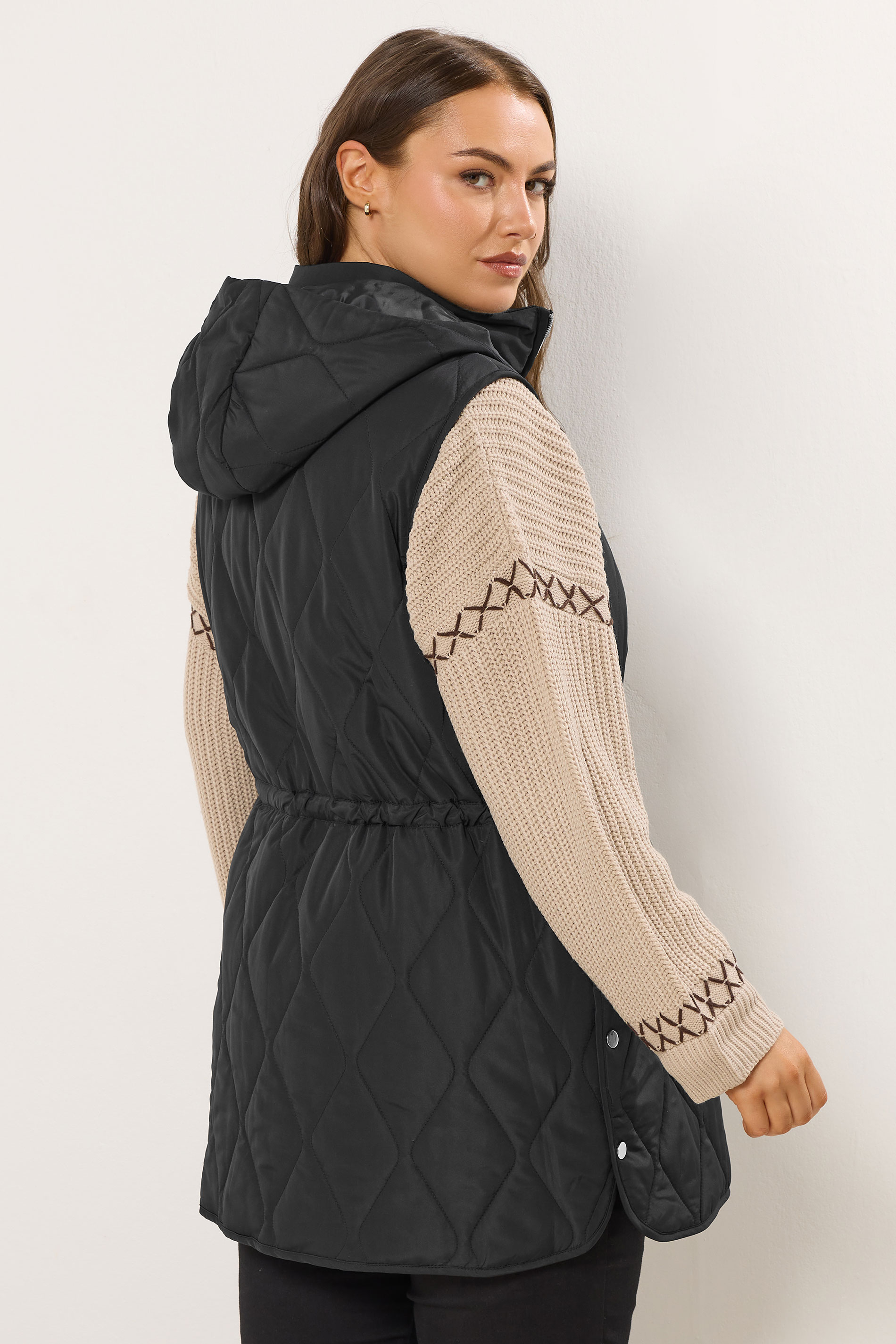 YOURS Plus Size Black Quilted Gilet | Yours Curve 4