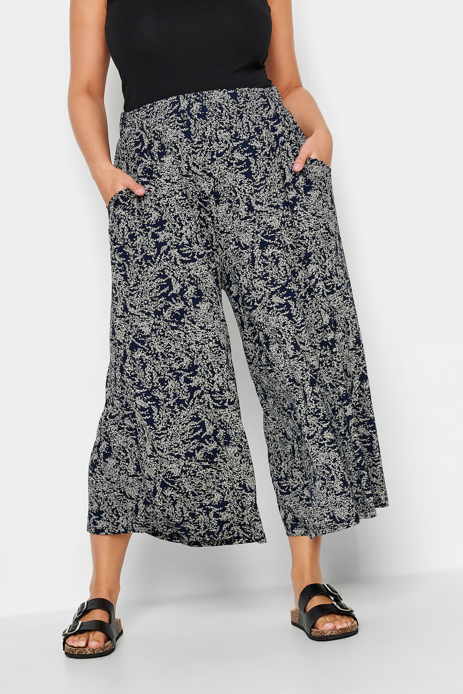 YOURS Plus Size Navy Blue Ditsy Floral Print Midaxi Culottes | Yours Clothing 1