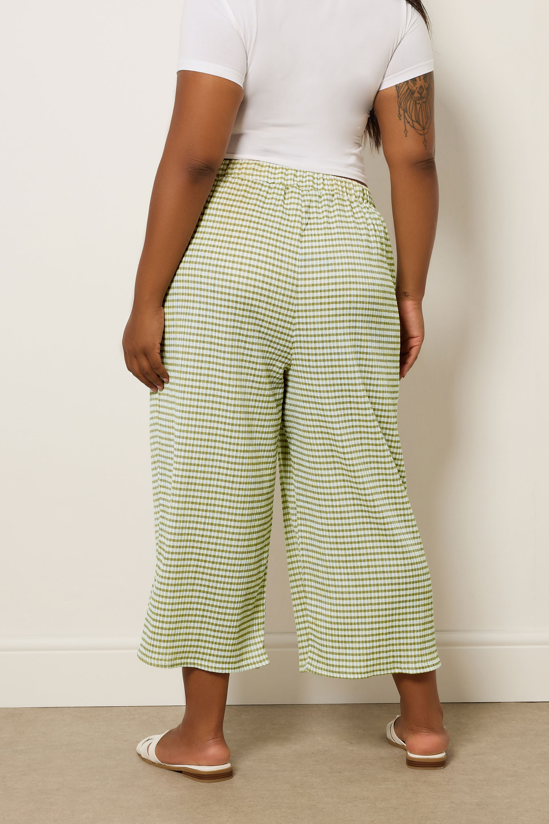 YOURS Plus Size Green Gingham Textured Midaxi Culottes | Yours Clothing 2