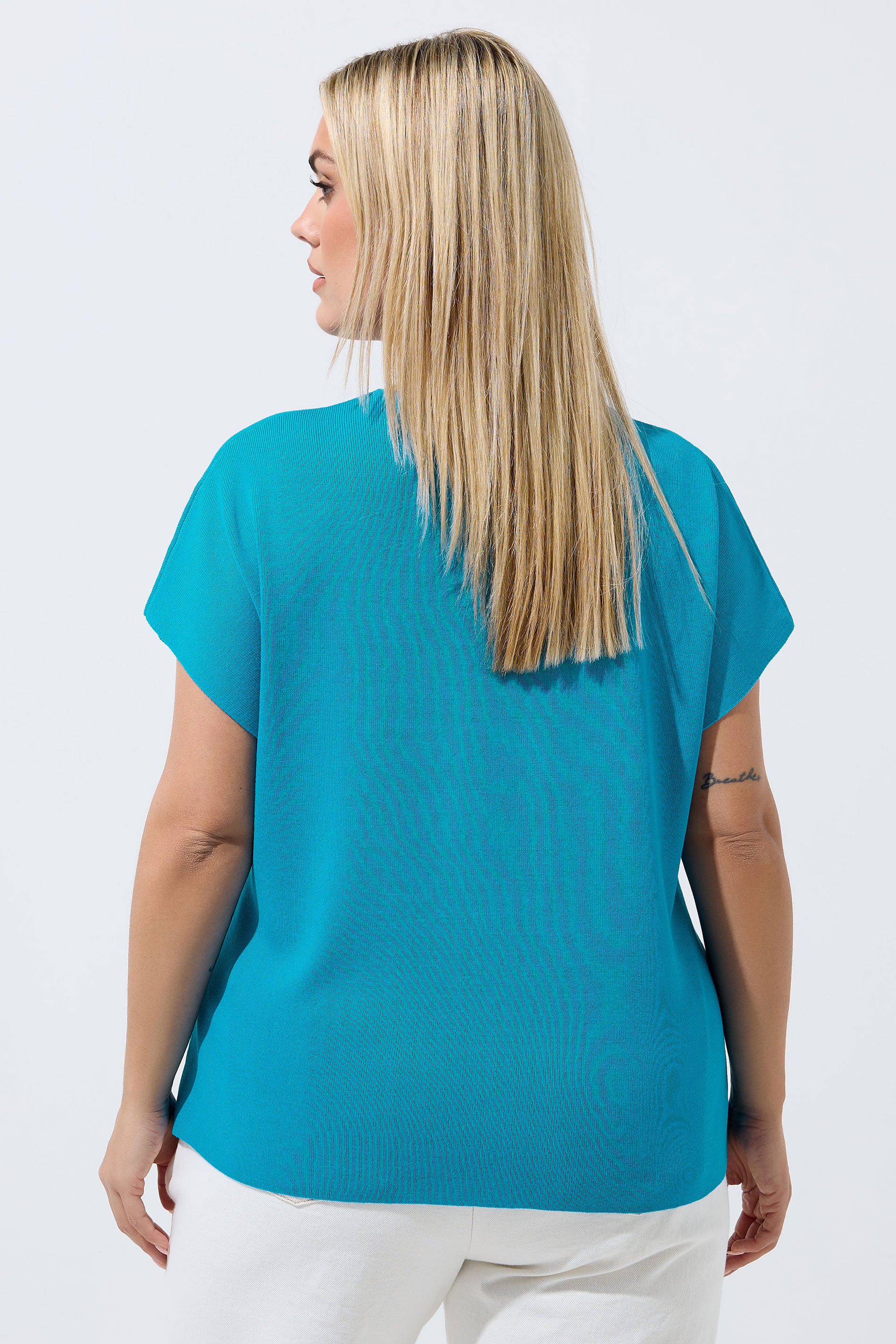 LIMITED COLLECTION Plus Size Dark Blue Short Sleeve Knitted Top | Yours Clothing 2