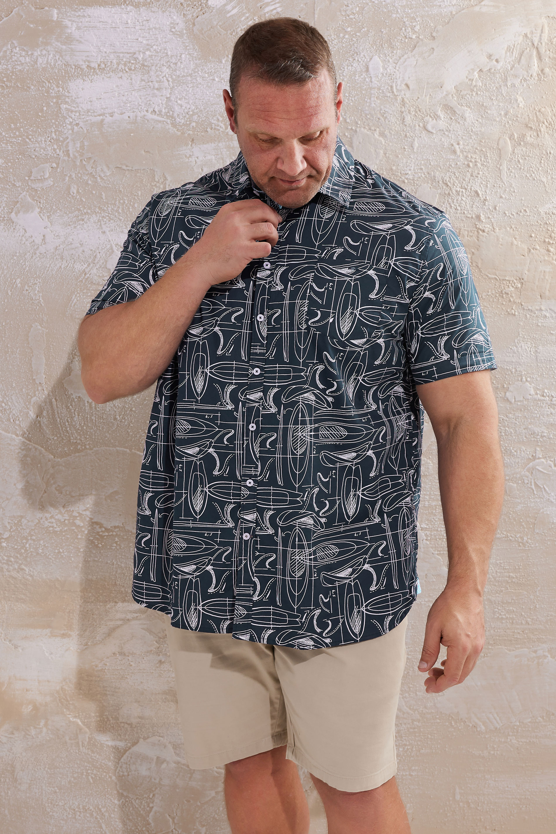 D555 Big & Tall Navy Blue Surf Print Shirt | BadRhino 1