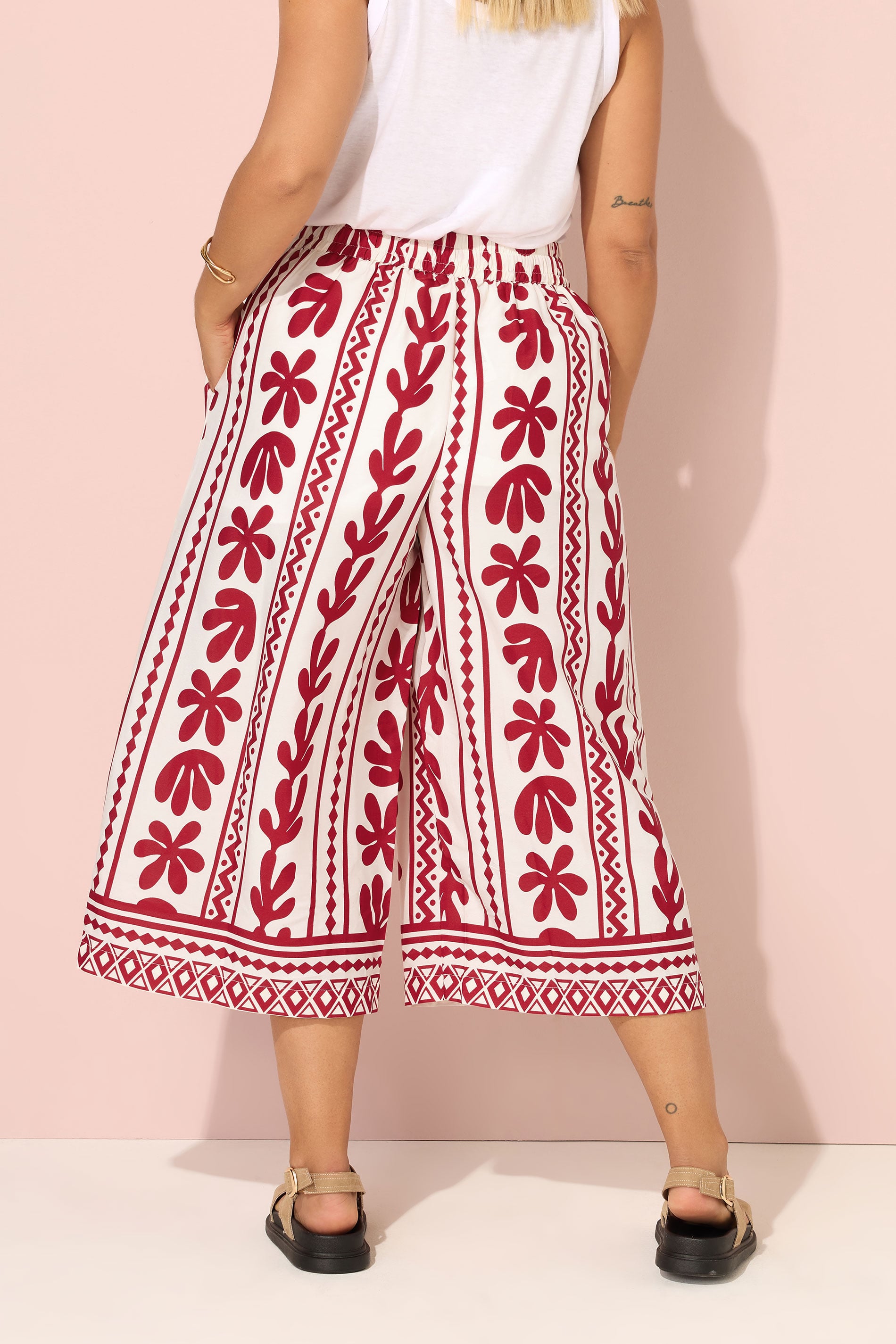 YOURS Plus Size Red Aztec Leaf Midaxi Culottes | Yours Clothing 2