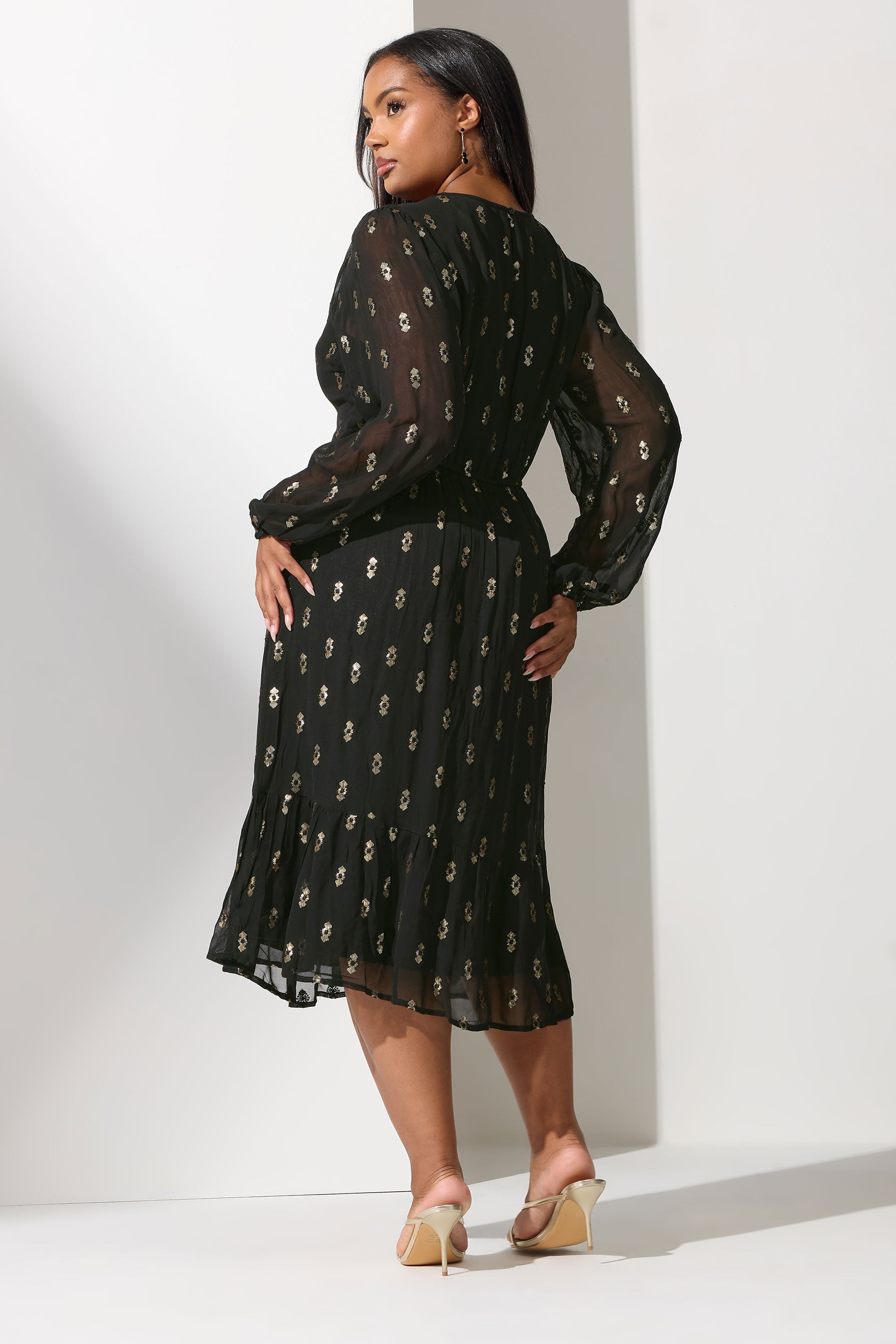 YOURS LONDON Plus Size Black Sequin Detail Smock Midi Dress | Yours Clothing 2
