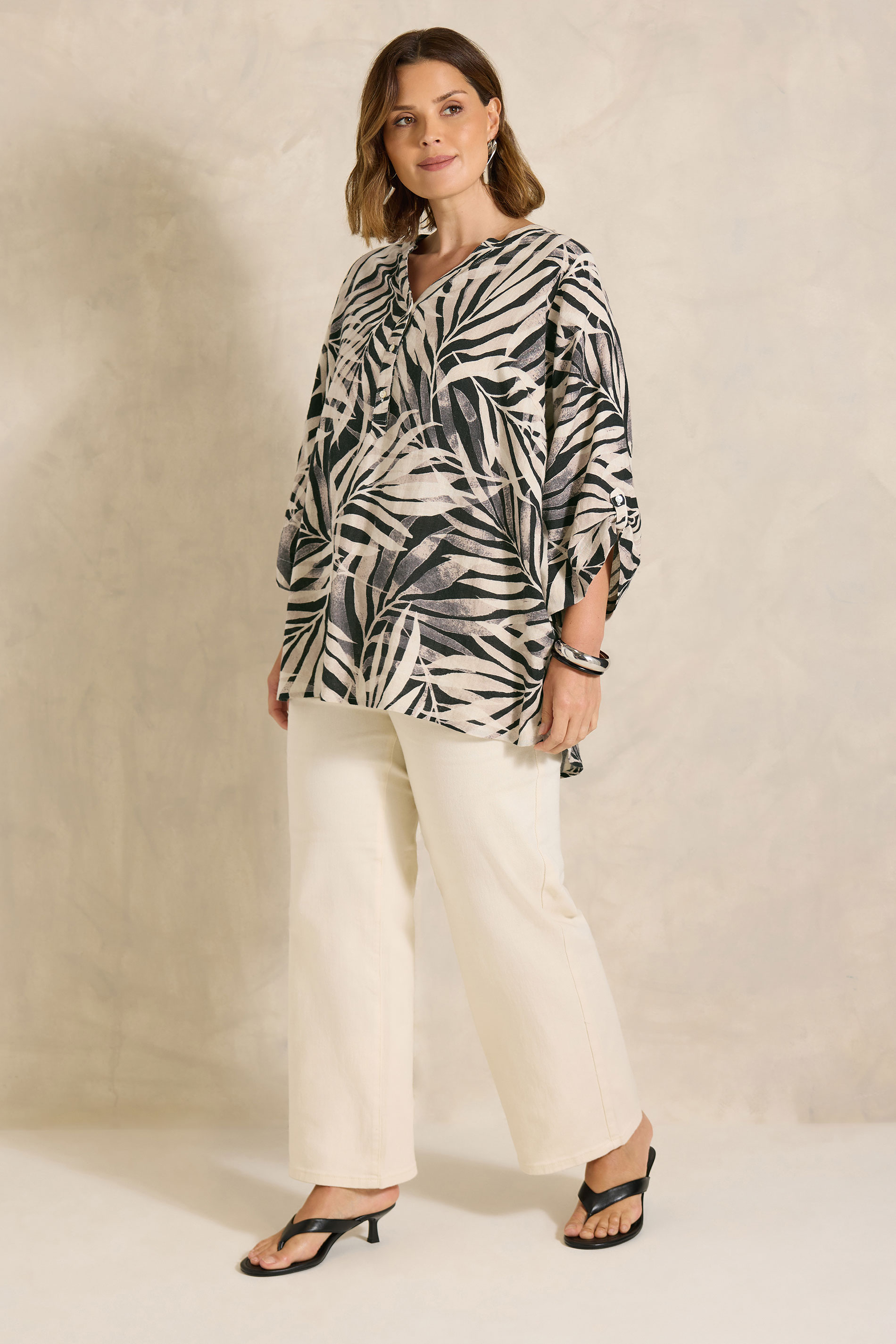 EVANS Plus Size Black Mono Palm Print Top | Evans 4