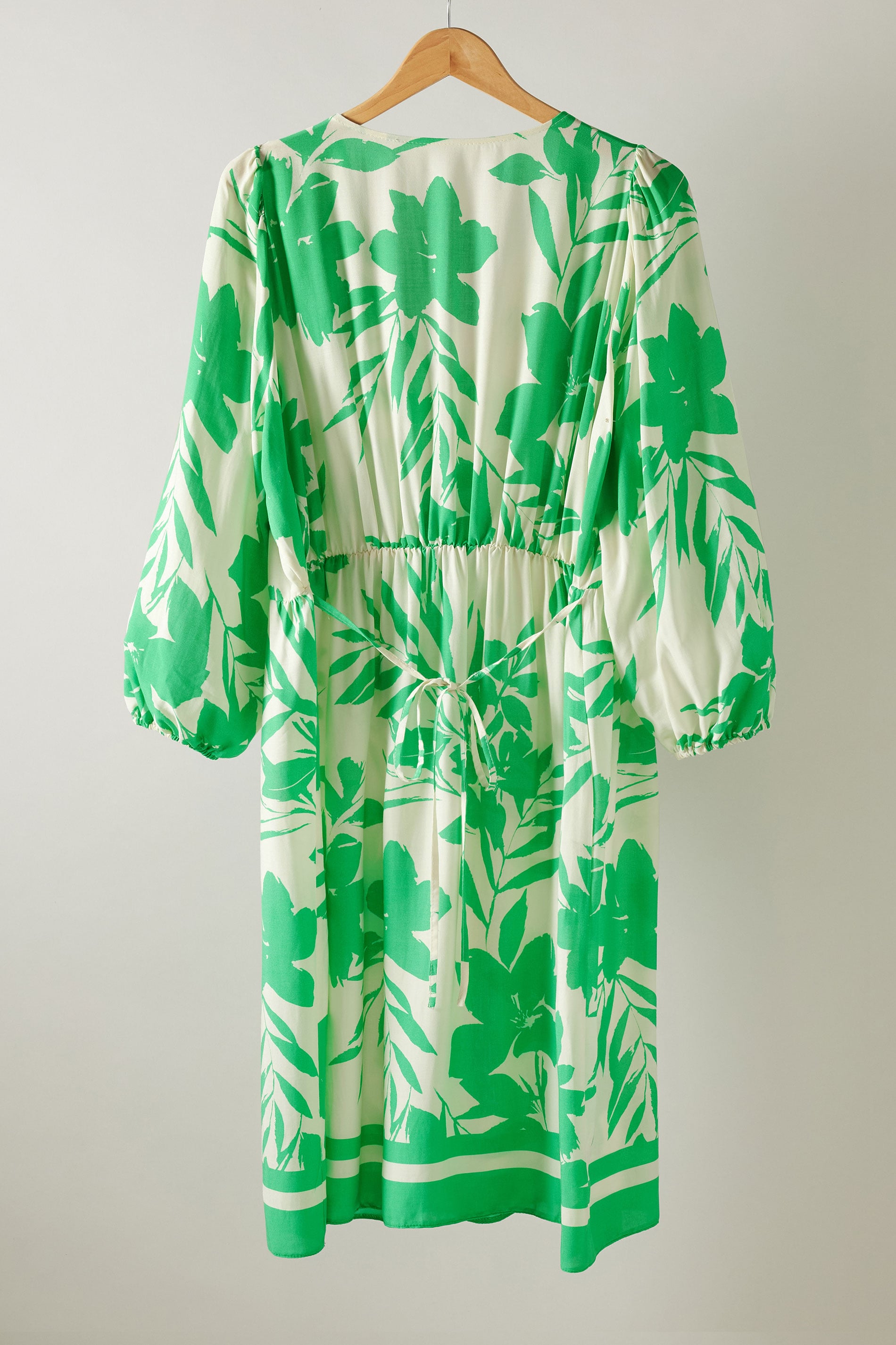 EVANS Plus Size Green & White Floral Print Mini Dress | Evans 6