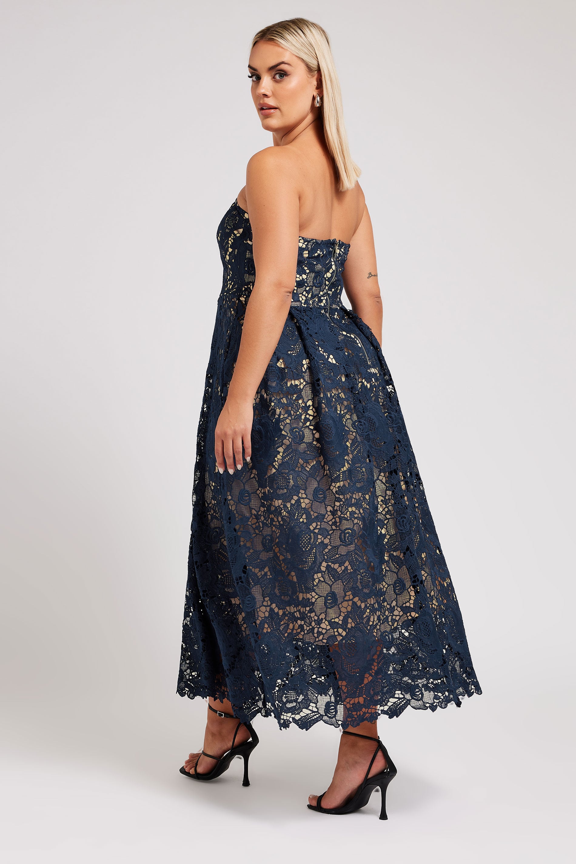 YOURS LONDON Plus Size Navy Blue Sleeveless Lace Skater Dress | Yours Clothing 4