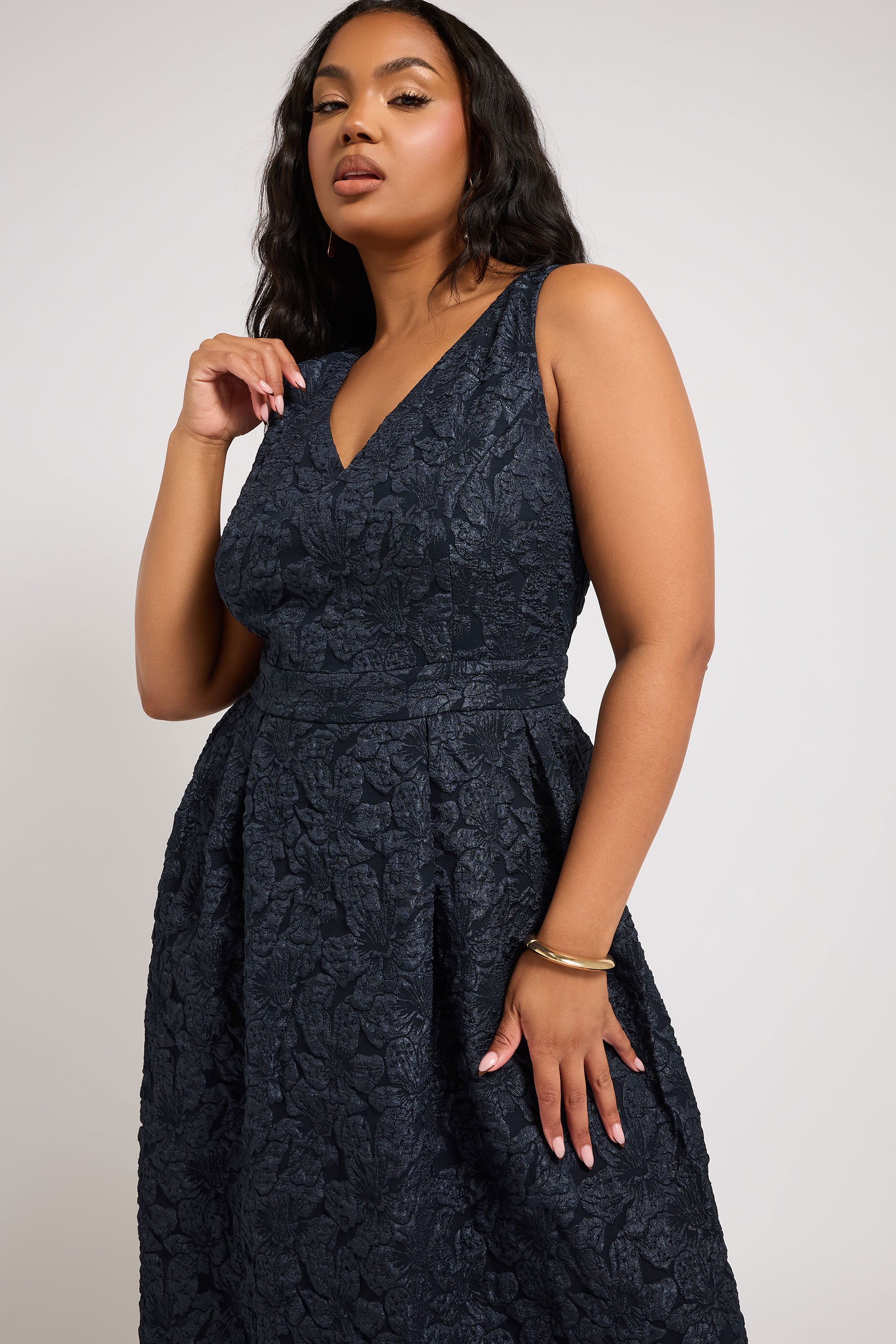 YOURS LONDON Plus Size Navy Blue Floral Jacquard Skater Dress | Yours Clothing 4