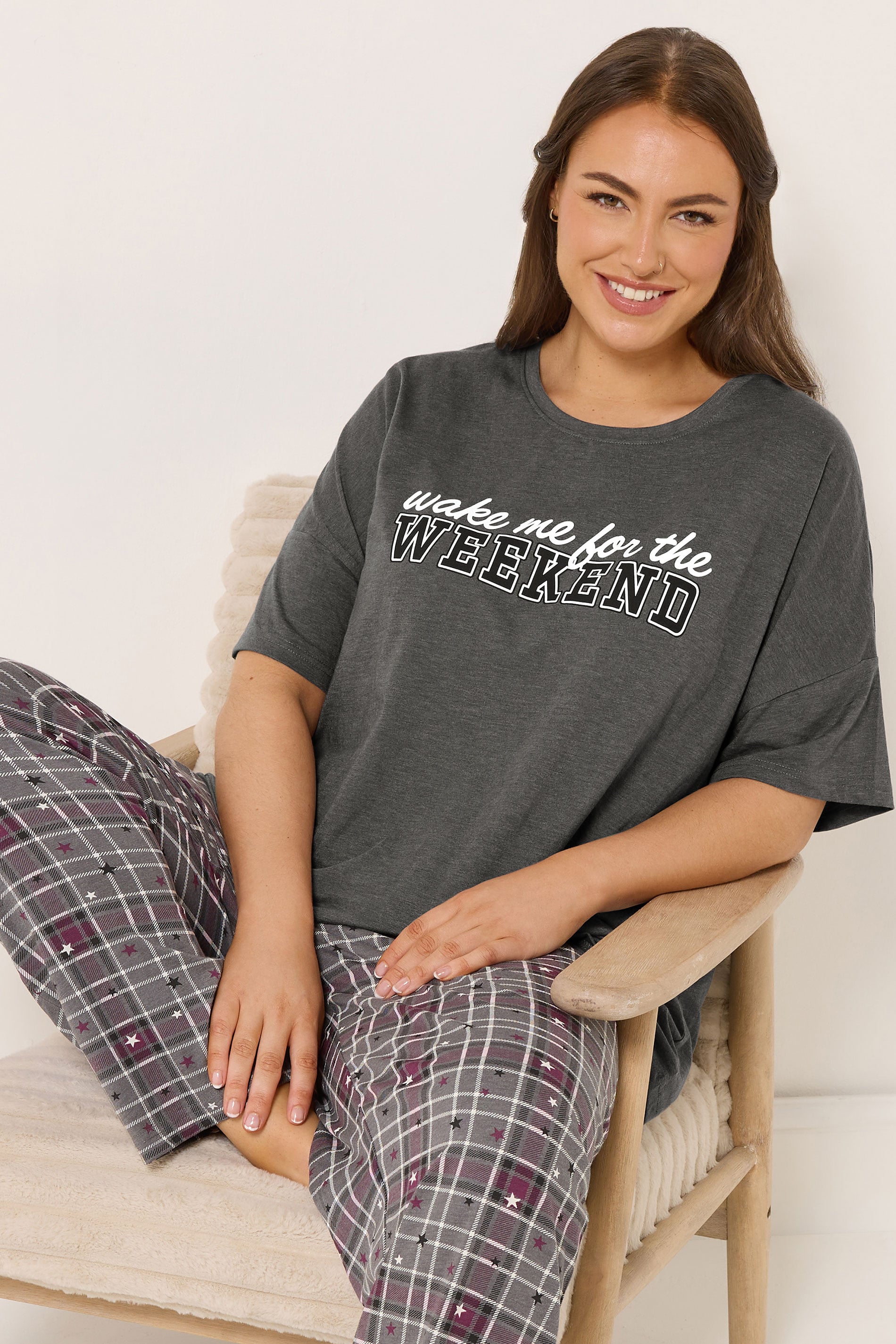 YOURS Plus Size Grey 'Wake Me For The Weekend' Slogan Pyjama Top | Yours Clothing 3
