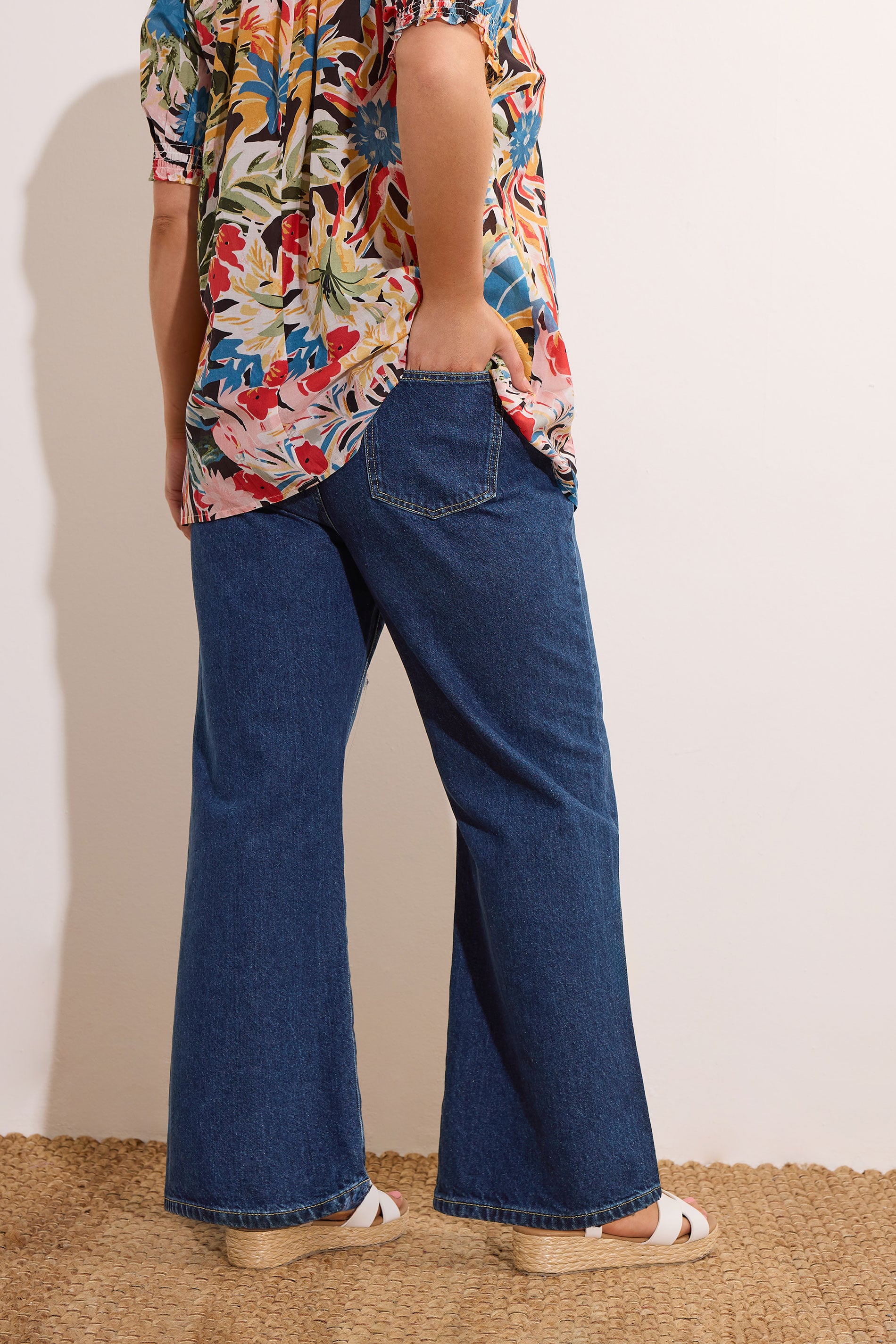 EVANS Plus Size Indigo Blue Denim Wide Leg Jeans | Evans 4