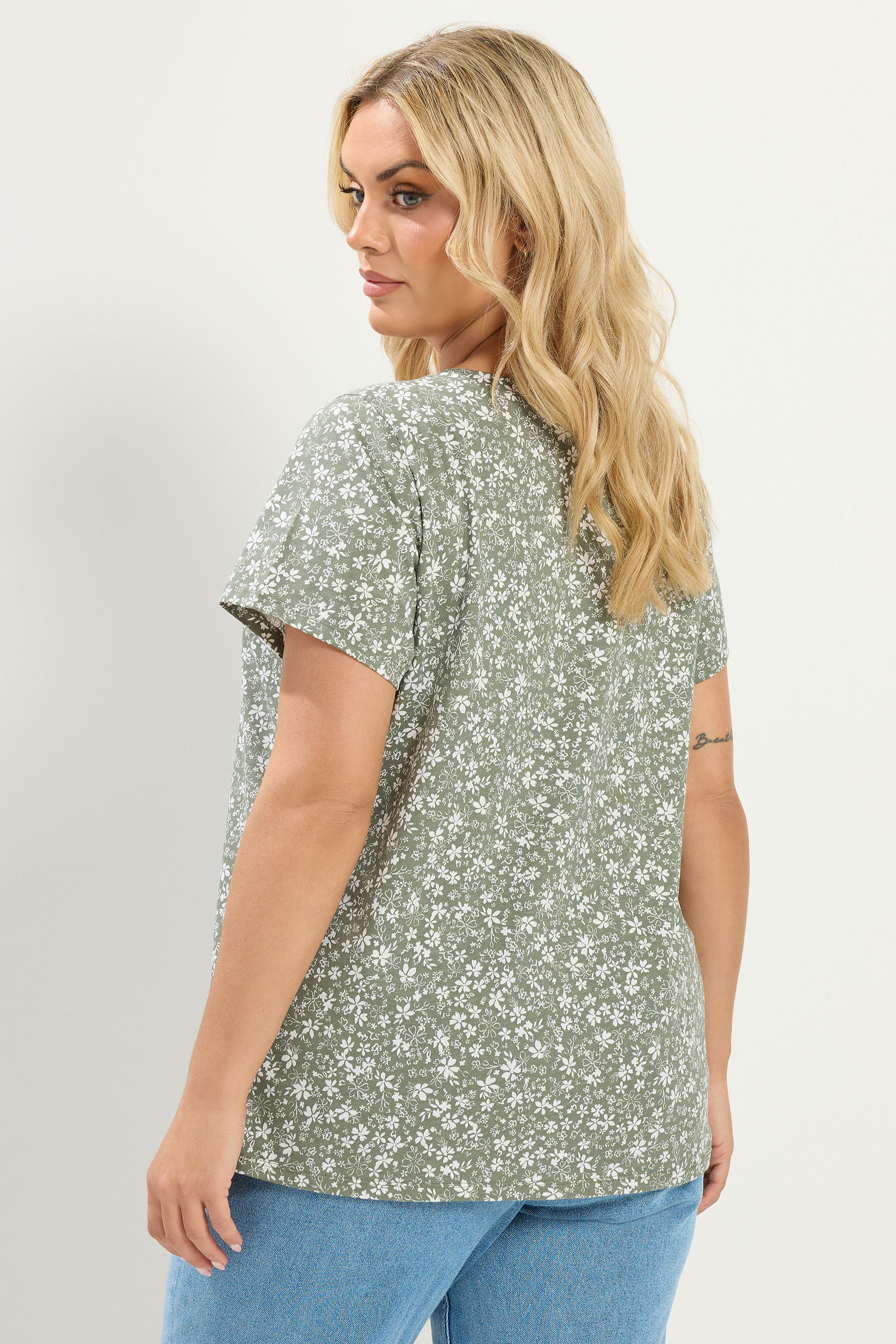 YOURSET 2 PACK Plus Size Sage Green & Pink Ditsy Floral T-Shirts | Yours Clothing 5