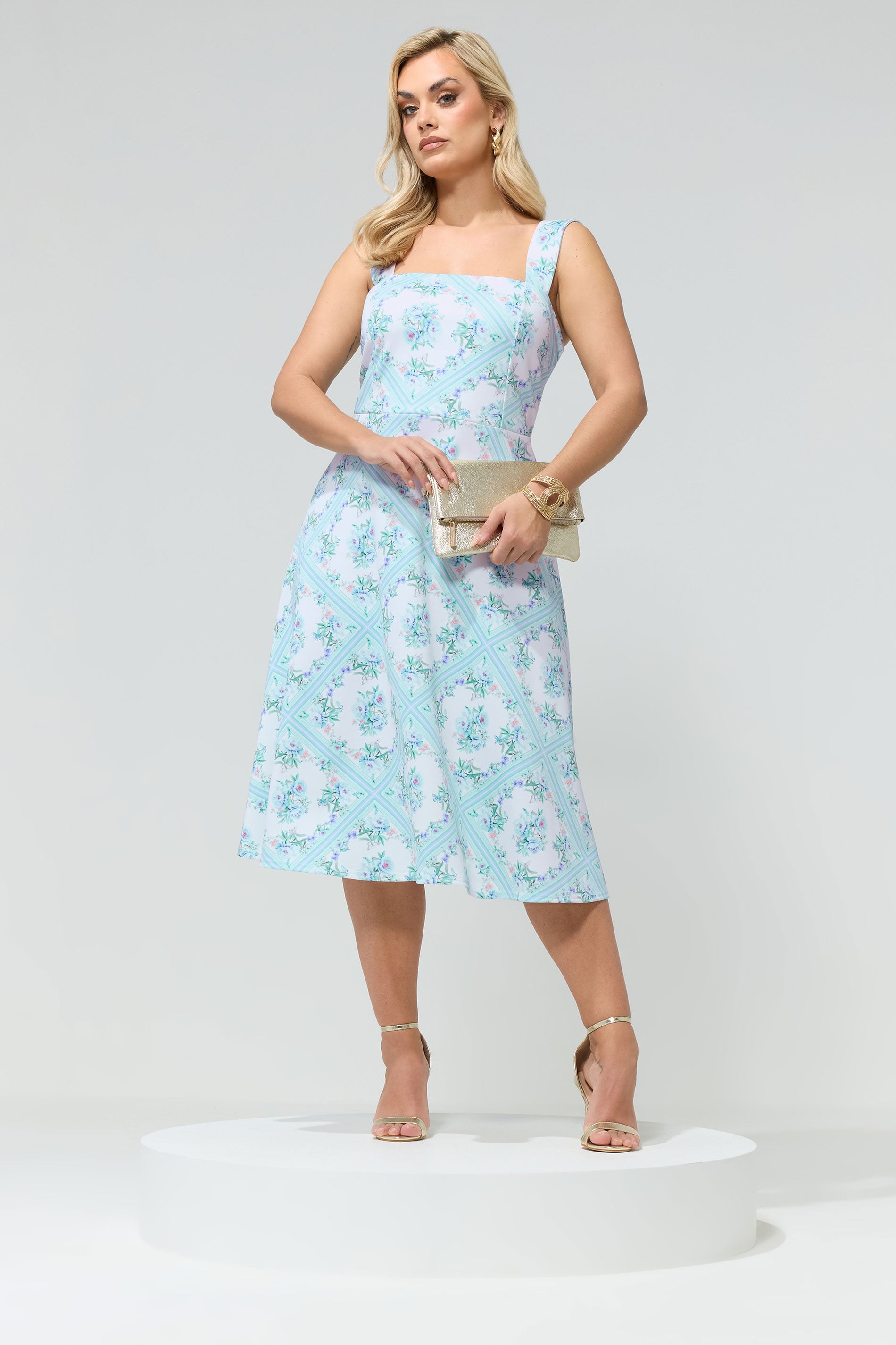 YOURS LONDON Plus Size Light Blue Floral Skater Dress | Yours Clothing 3