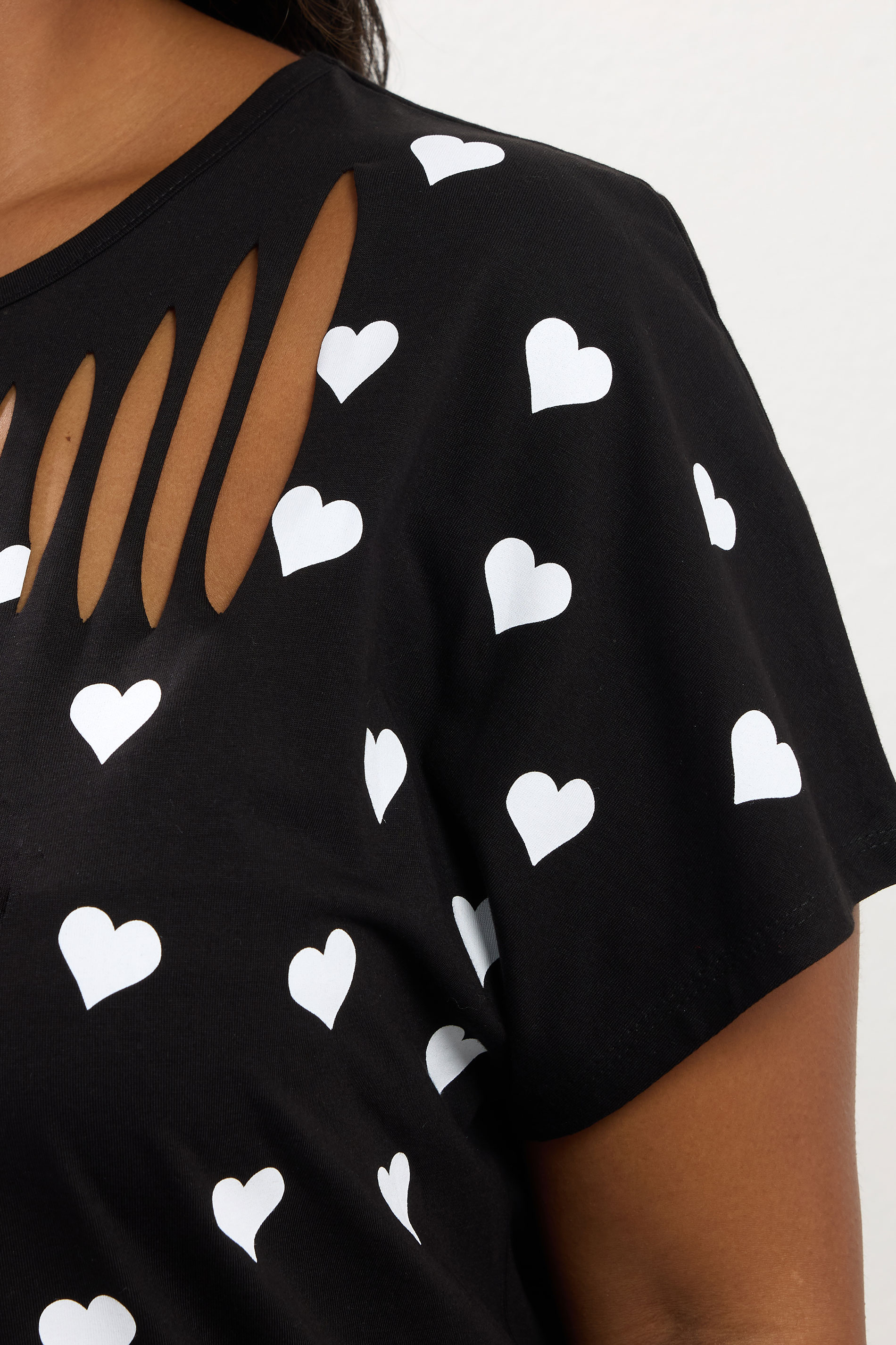 YOURS Plus Size Black Heart Print Slash Detail Top | Yours Clothing 4