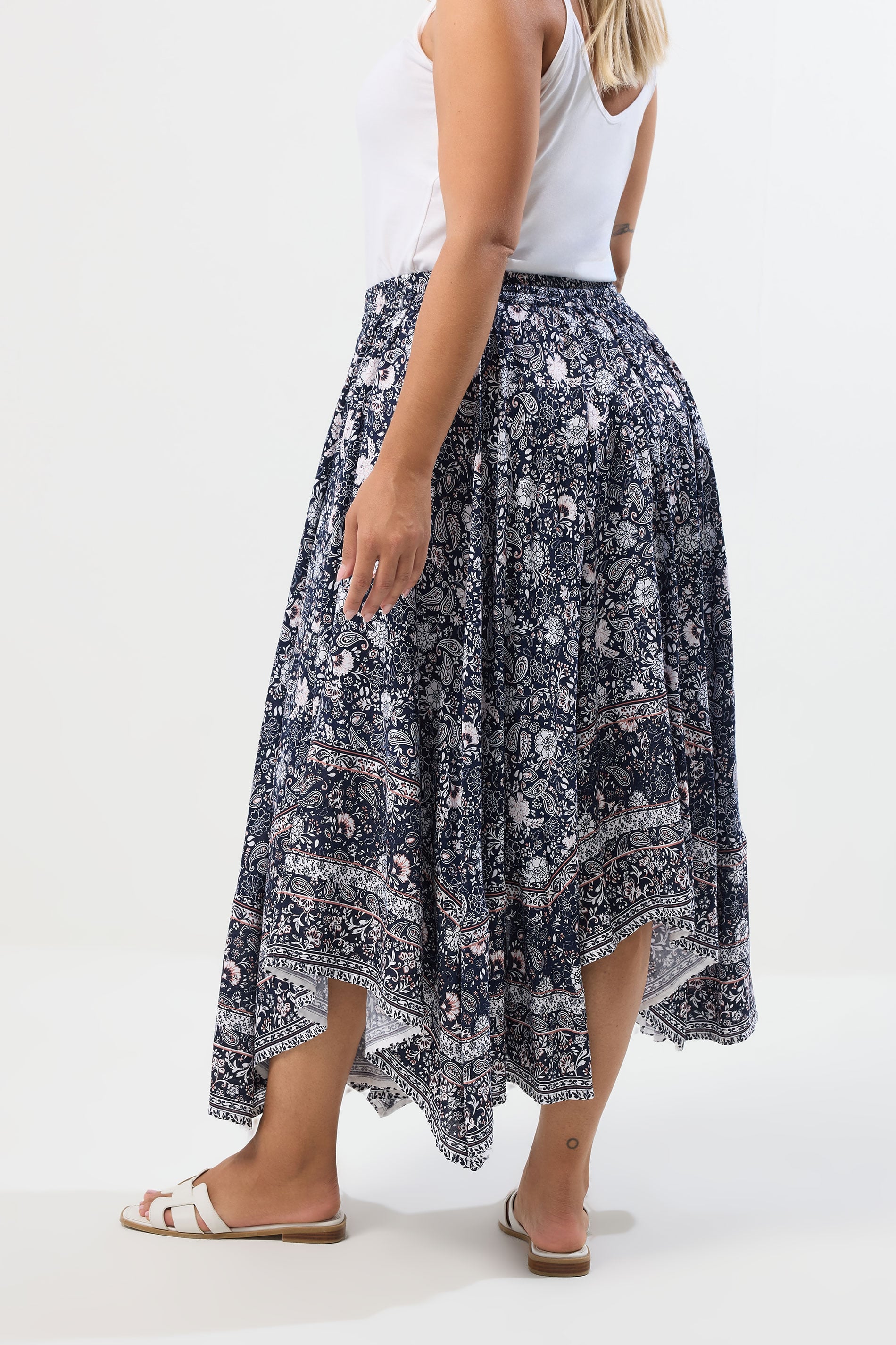 YOURS Plus Size Navy Blue Paisley Hanky Hem Skirt | Yours Clothing 2