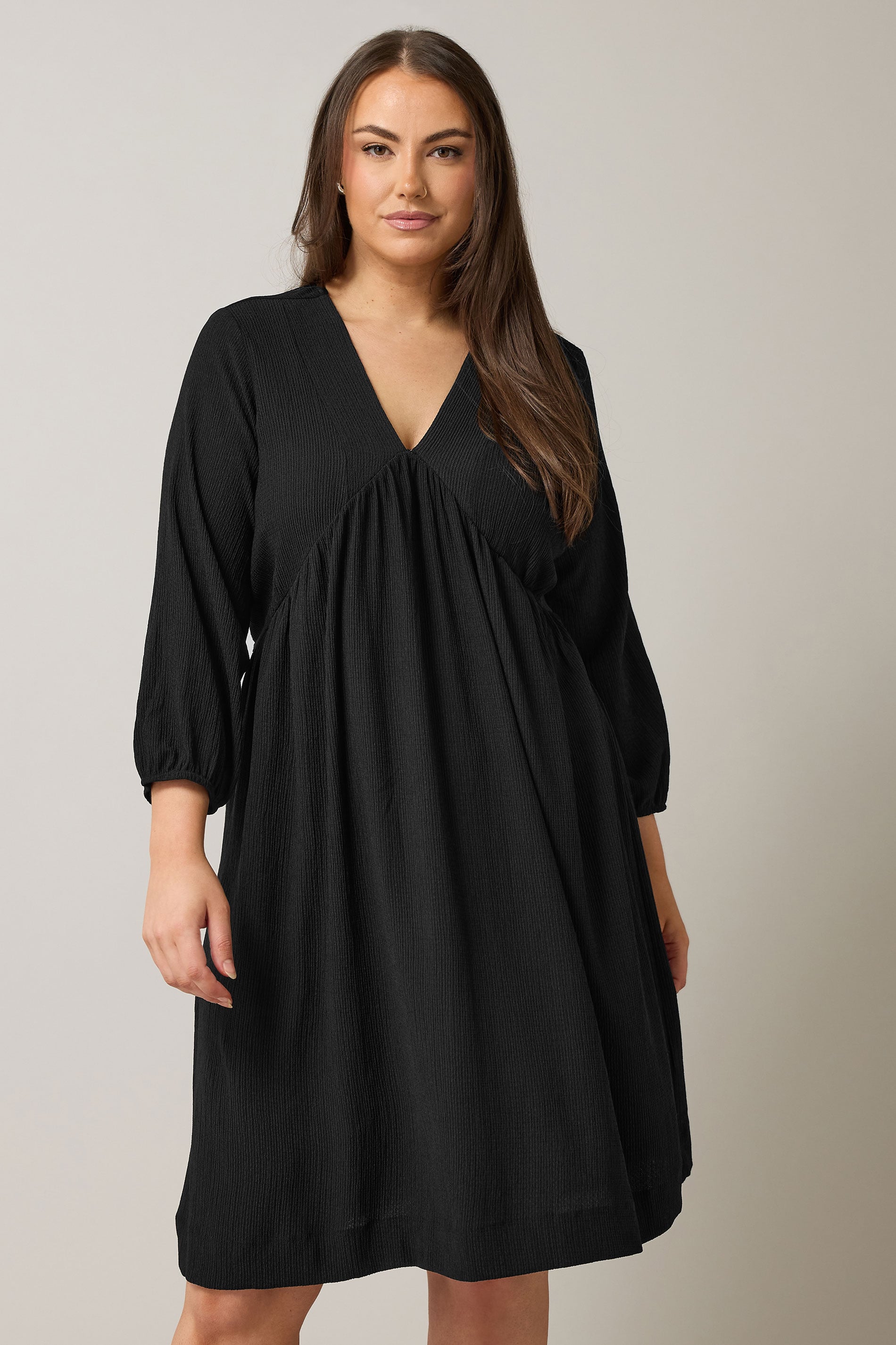 EVANS Plus Size Black Crepe Midi Dress | Evans 3