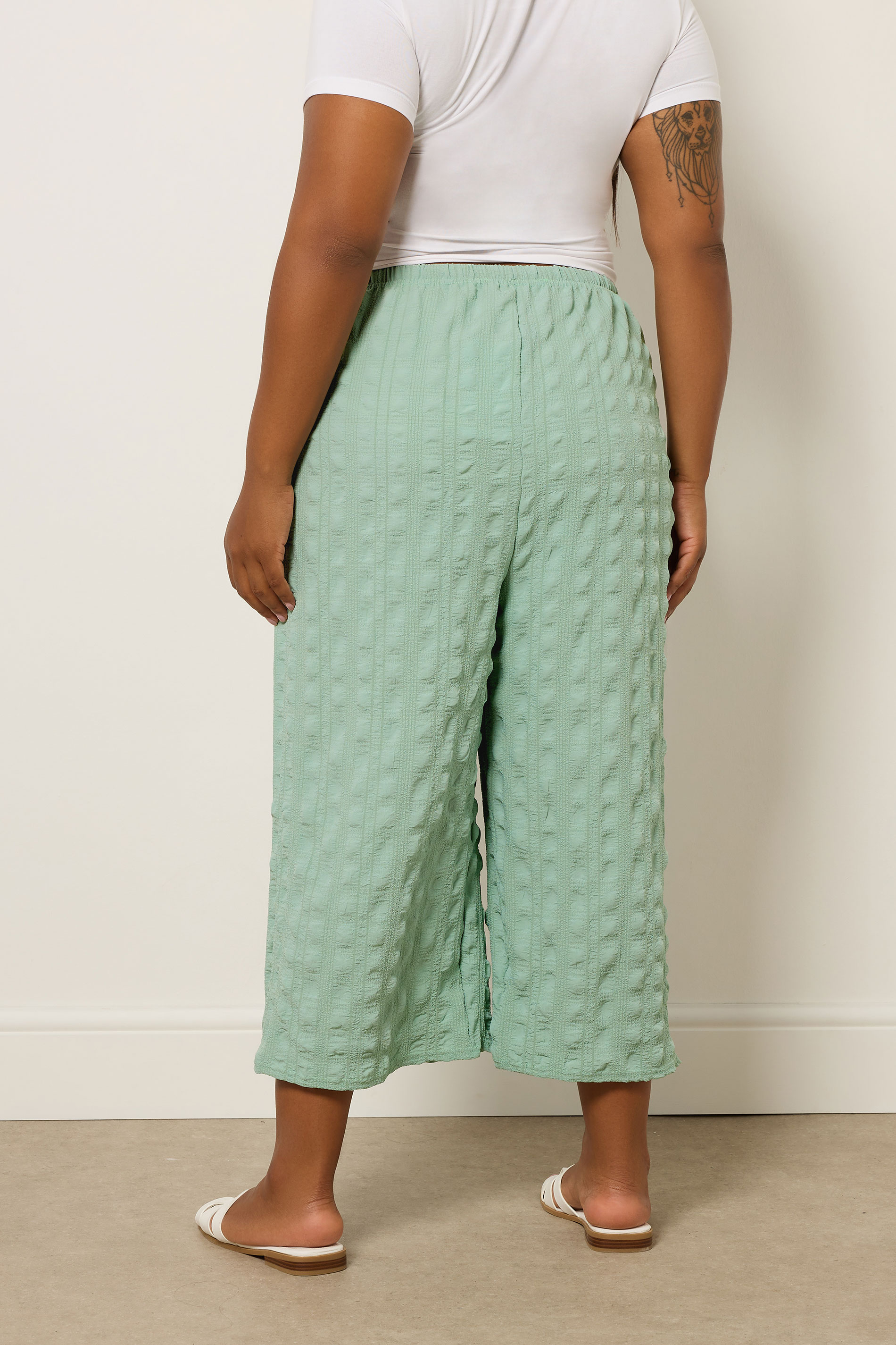 YOURS Plus Size Sage Green Textured Tie Waist Culottes | Yours Clothing 2