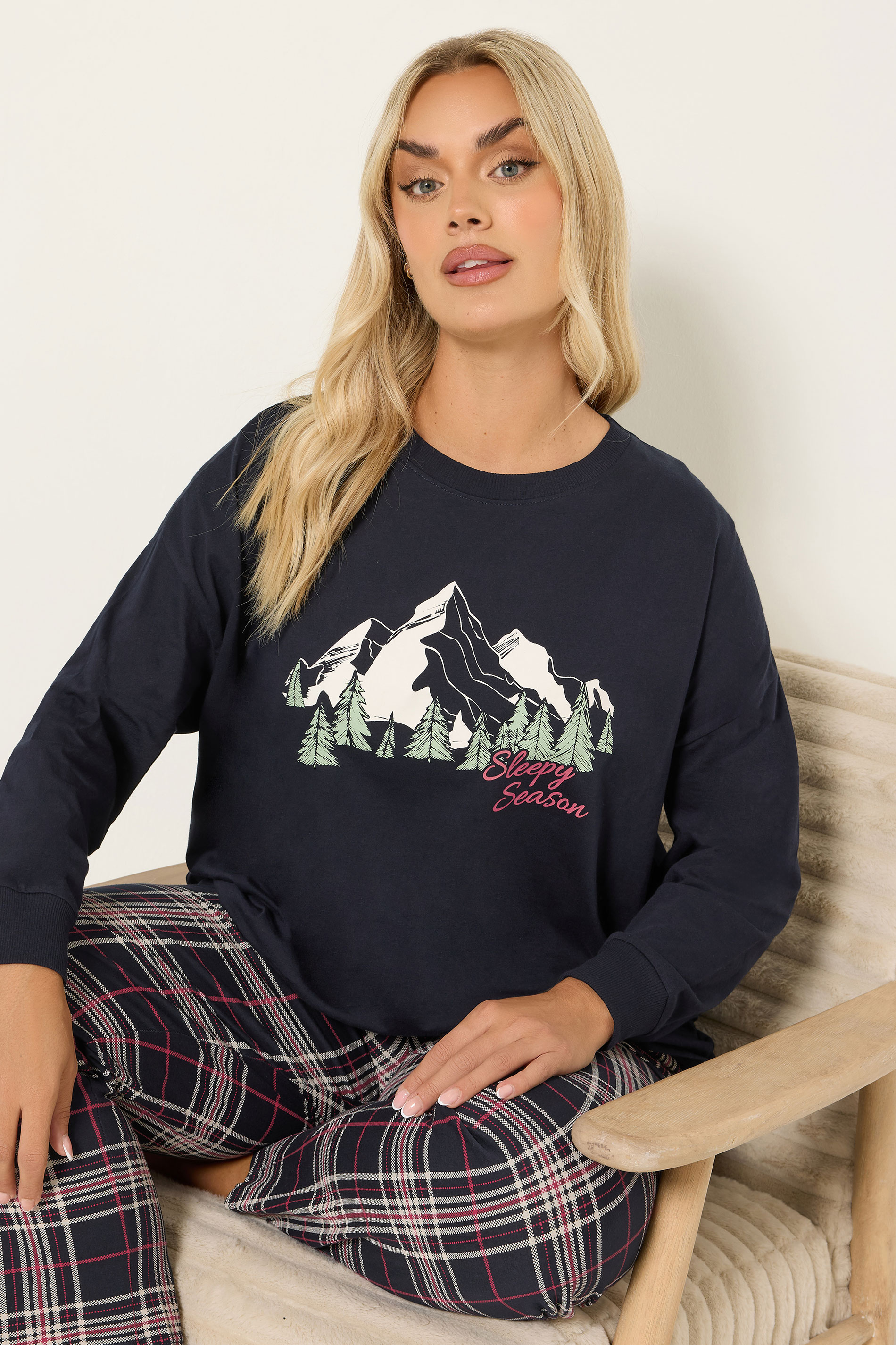 YOURS Plus Size Blue 'Sleep Season' Check Pyjama Gift Set | Yours Clothing 1