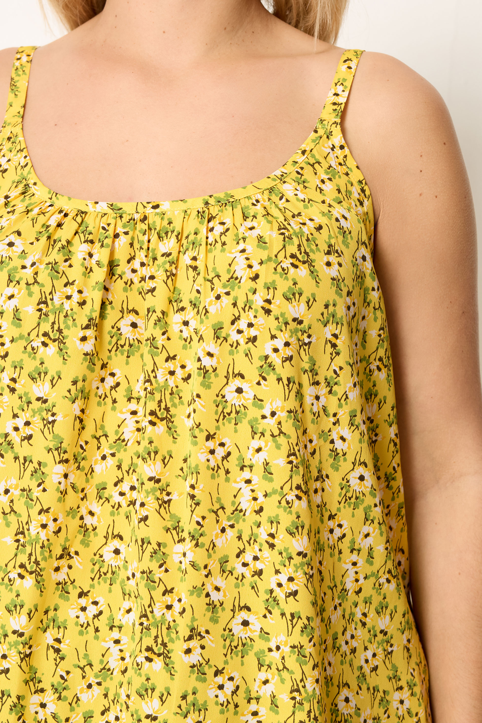 YOURS Plus Size Yellow Ditsy Floral Swing Vest | Yours Clothing 4