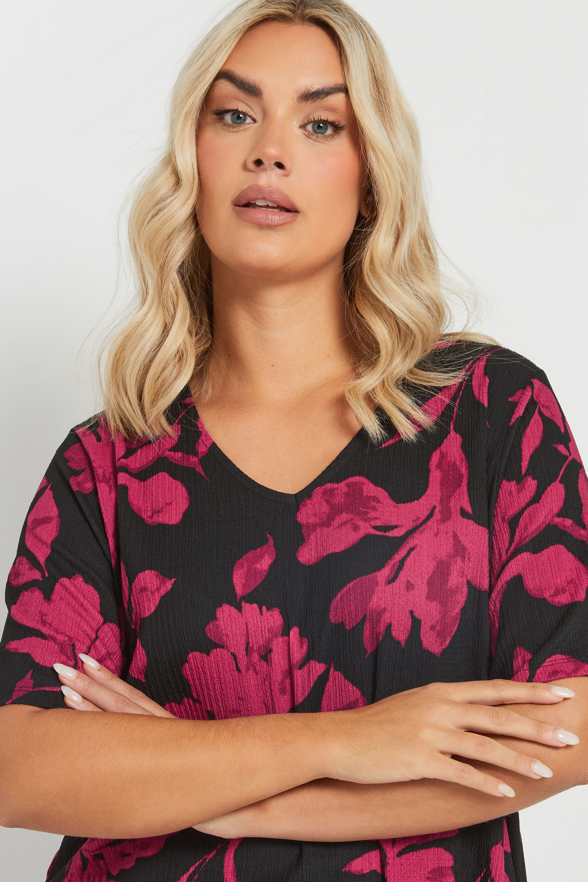 YOURS Plus Size Black Floral Print Textured Top | Yours Clothing 4