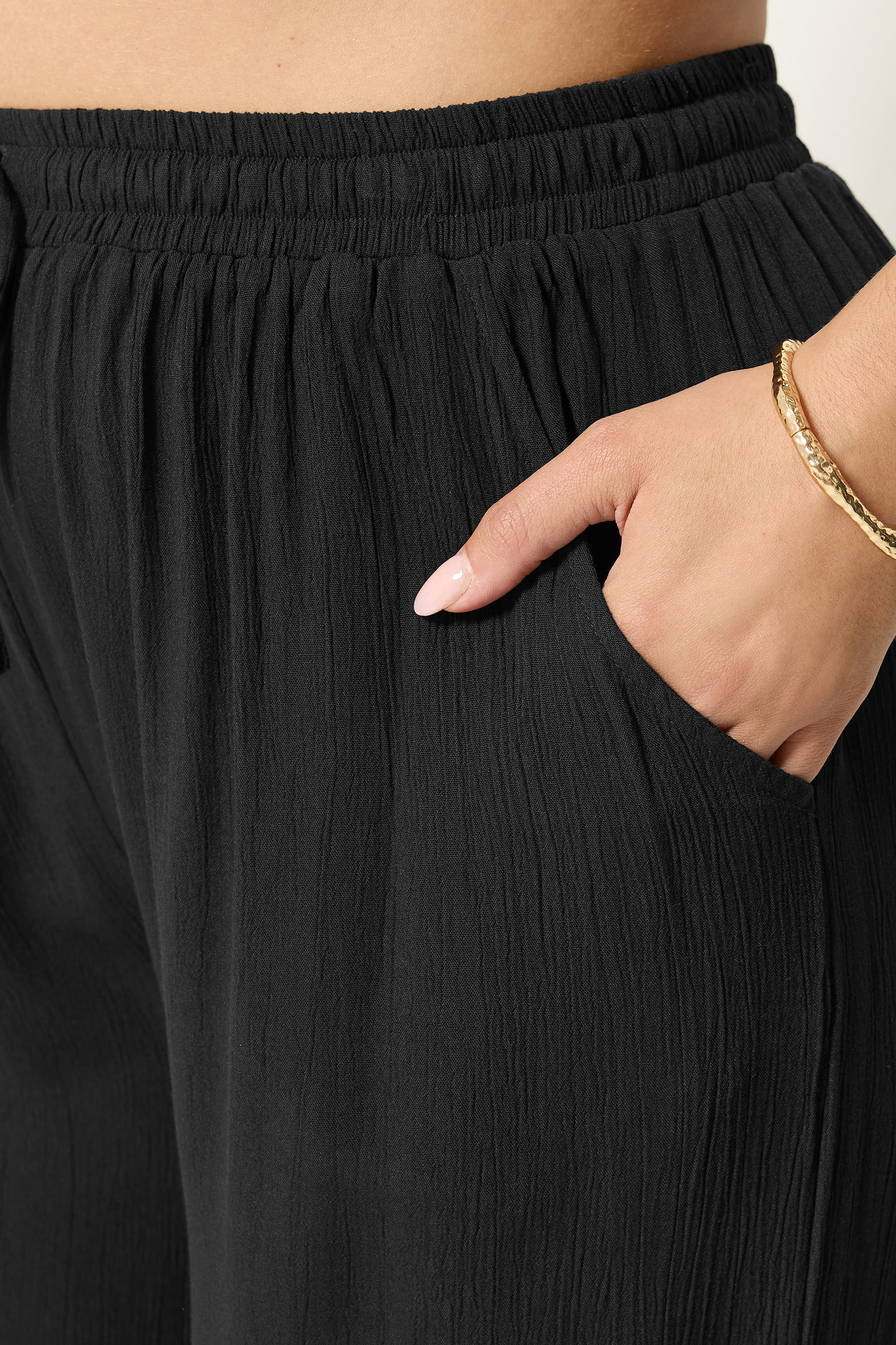 YOURS Plus Size Black Crinkle Texture Wide Leg Trousers | Yours Clothing 4