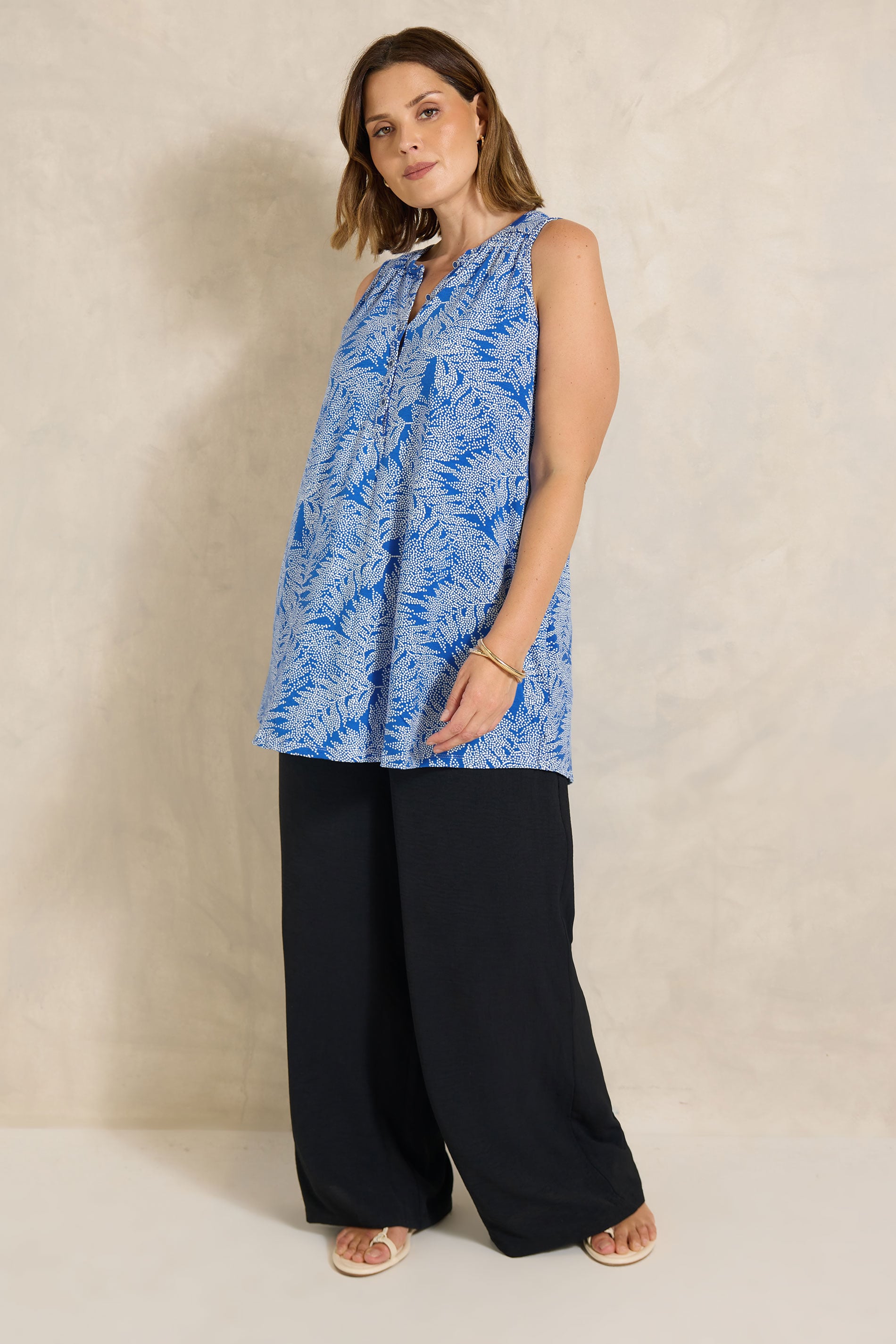 Evans Women's Blue Plus Cobalt Palm Print Vest Top Size 30-32