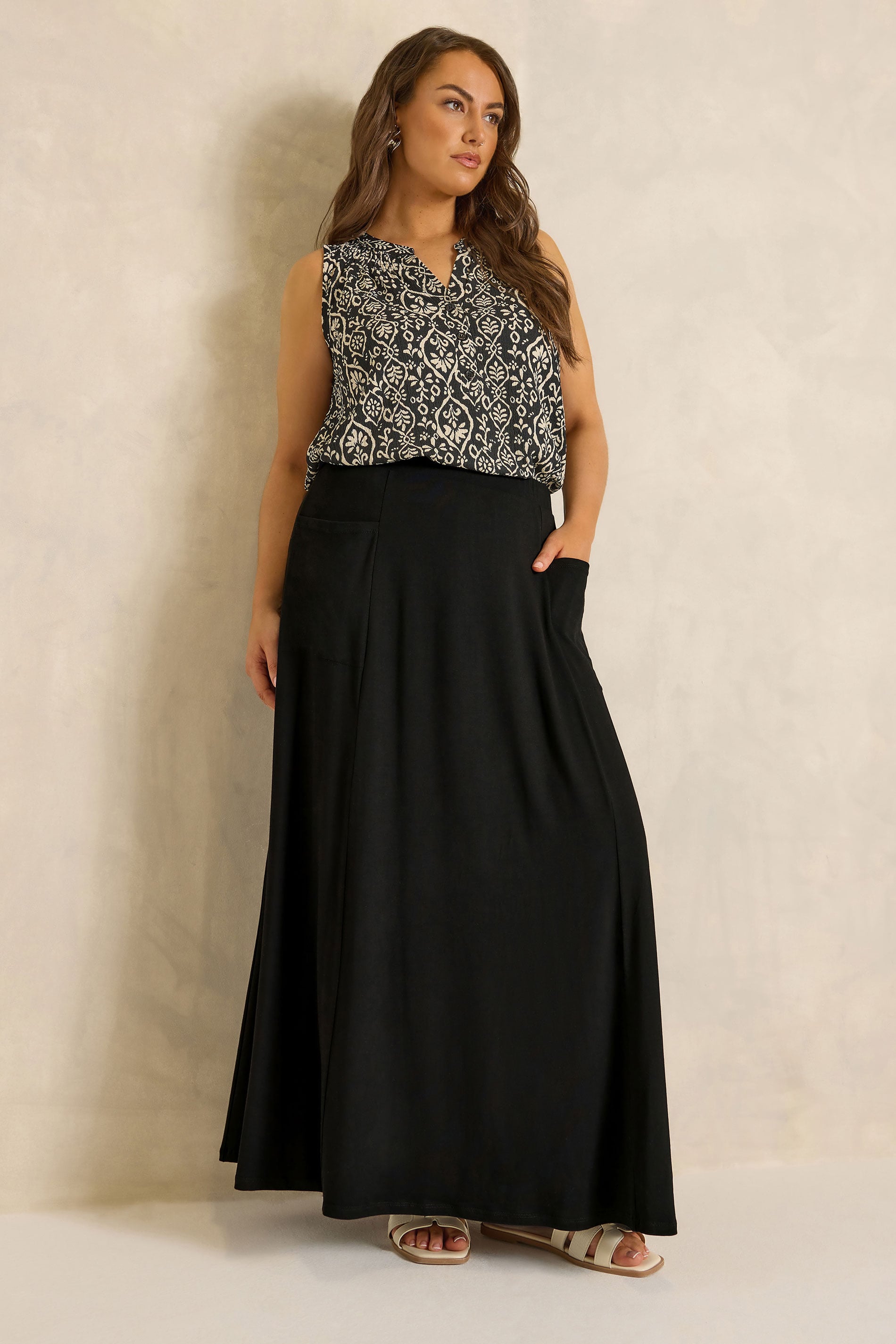 EVANS Plus Size Black Stretch Jersey Midaxi Skirt | Evans