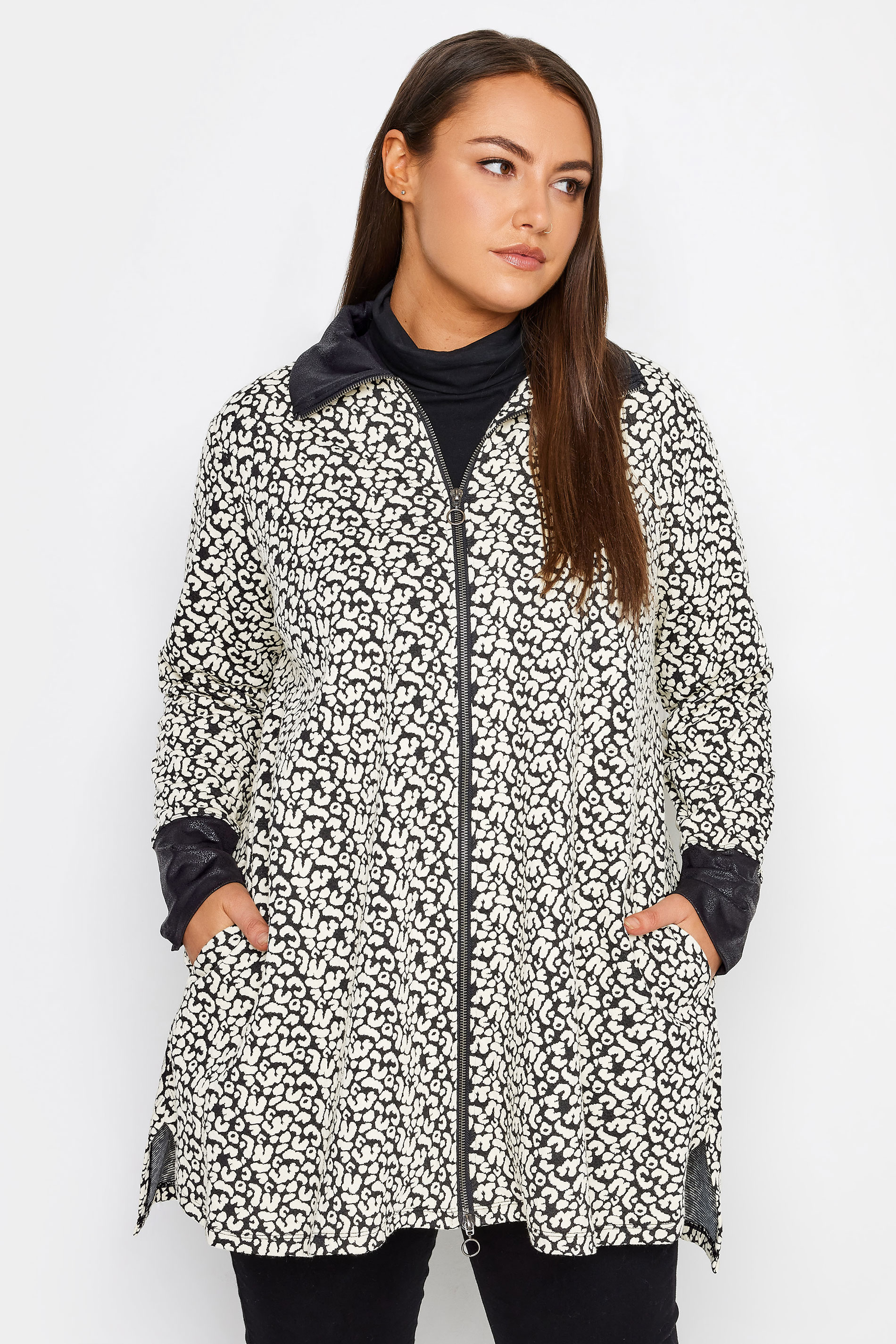 Avenue White Abstract Print Textured Jacket | Evans 1