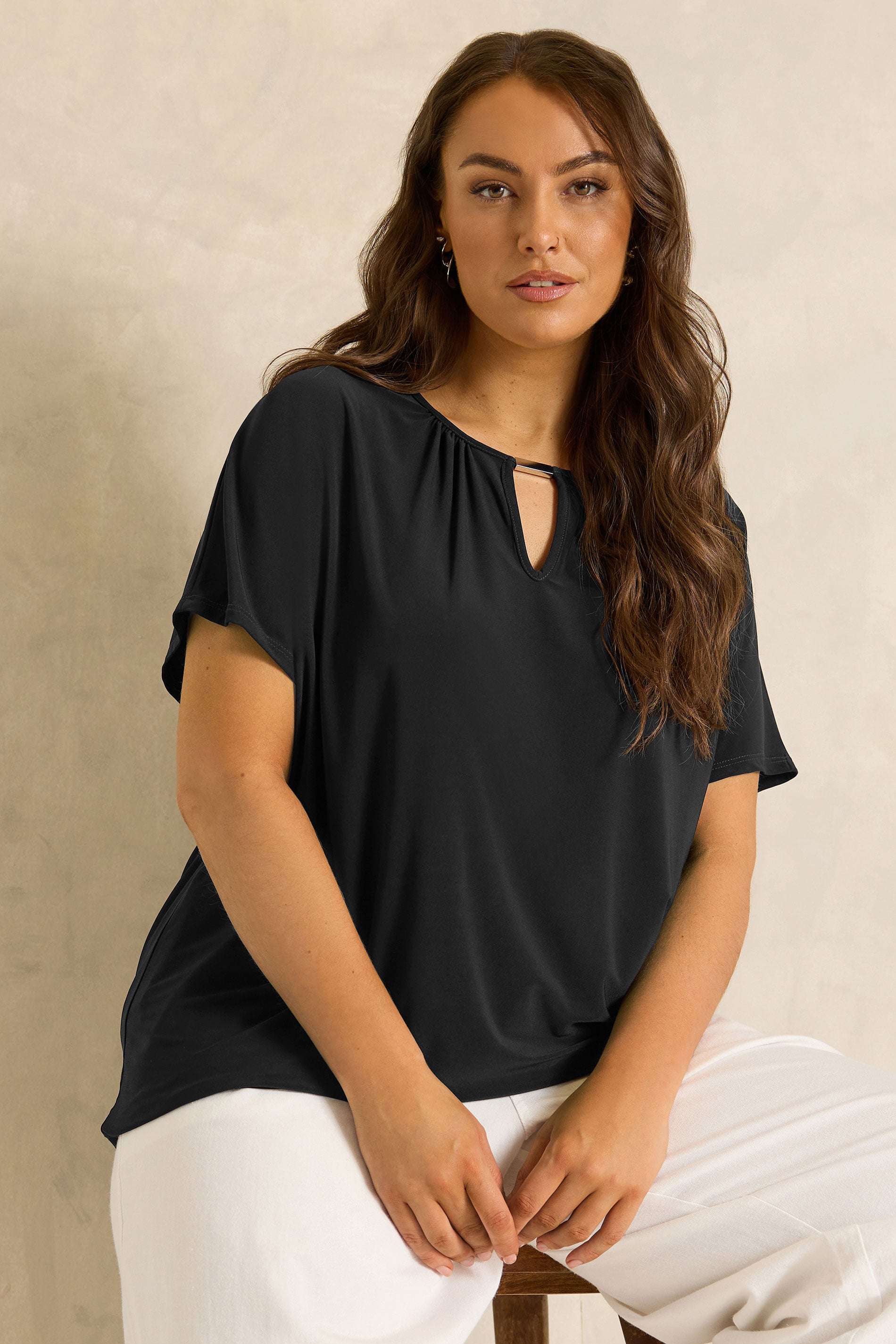 Evans Women's Black Plus Bar Detail Top Size 26-28