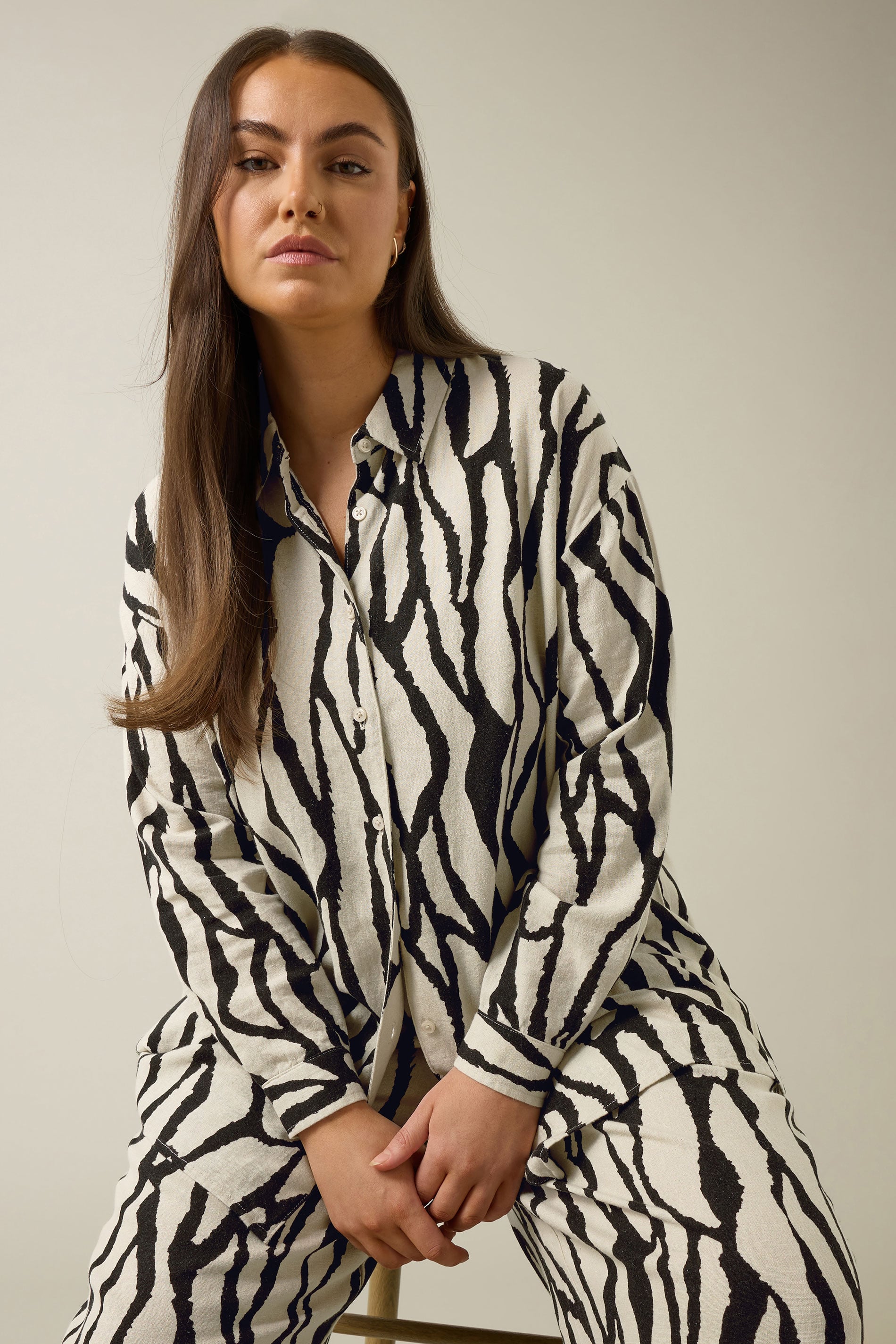 EVANS Plus Size Natural Brown Abstract Print Premium Linen Shirt | Evans 2