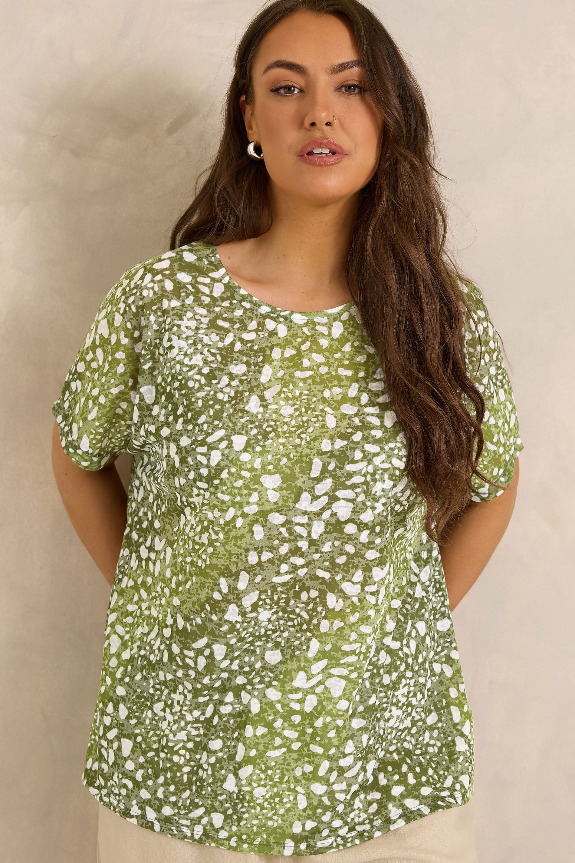 Evans Women's Green Plus Chartreuse Print Burnout Top Size 26-28