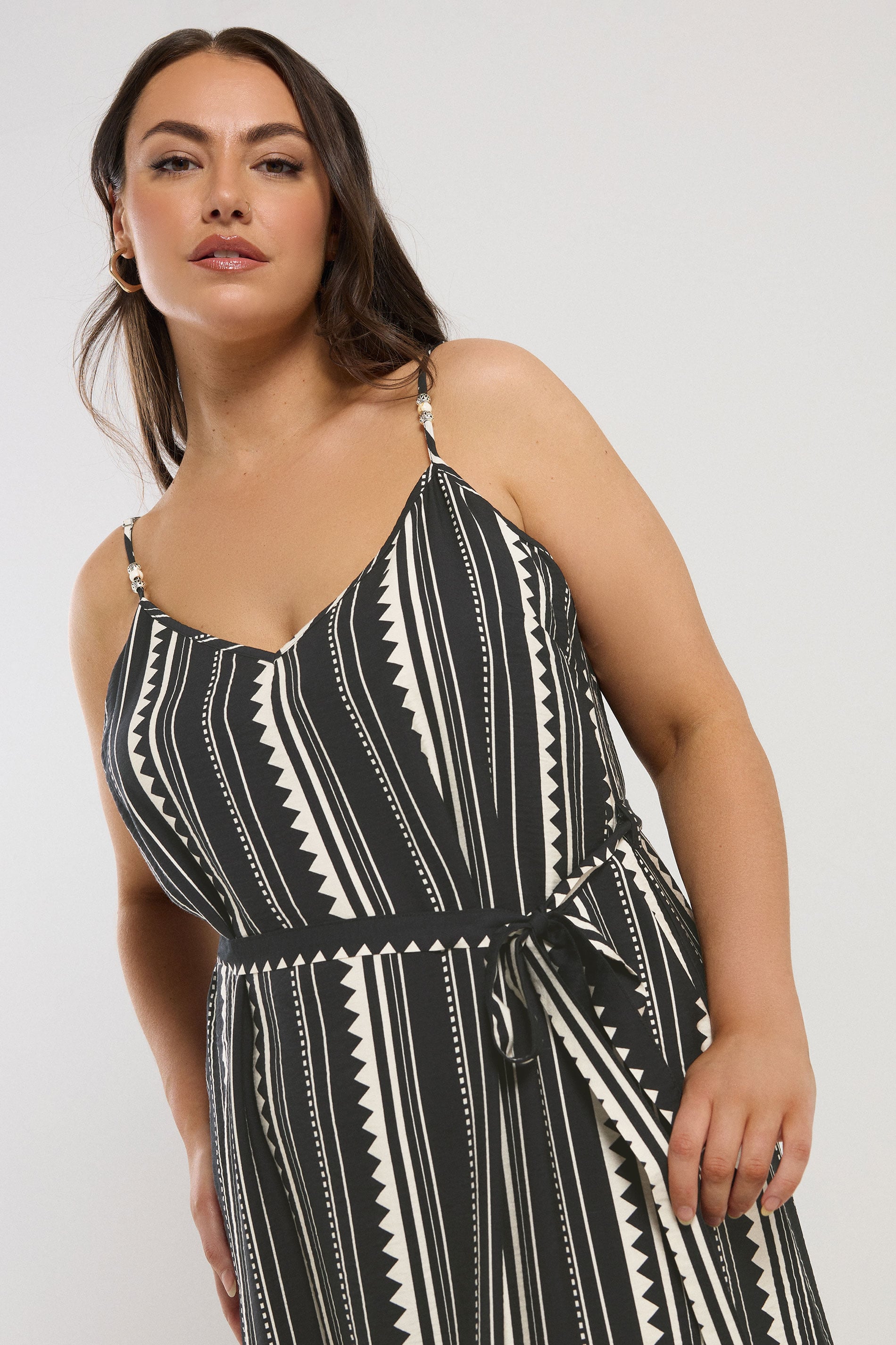 YOURS Plus Size Black Zig Zag Bead Detail Maxi Dress | Yours Clothing 5