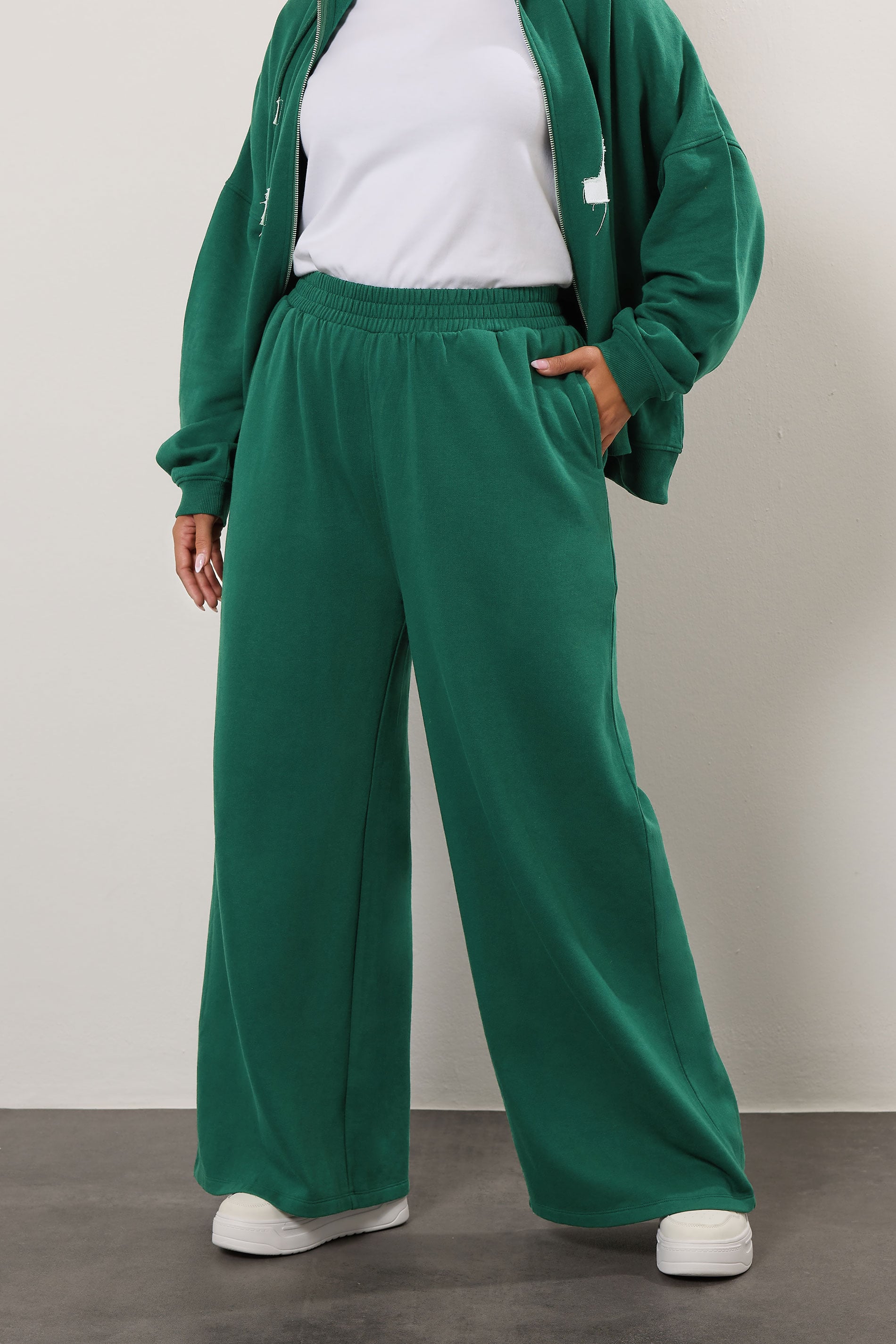 YOURS Plus Size Green 'LA' Wide Leg Joggers | Yours Clothing 3