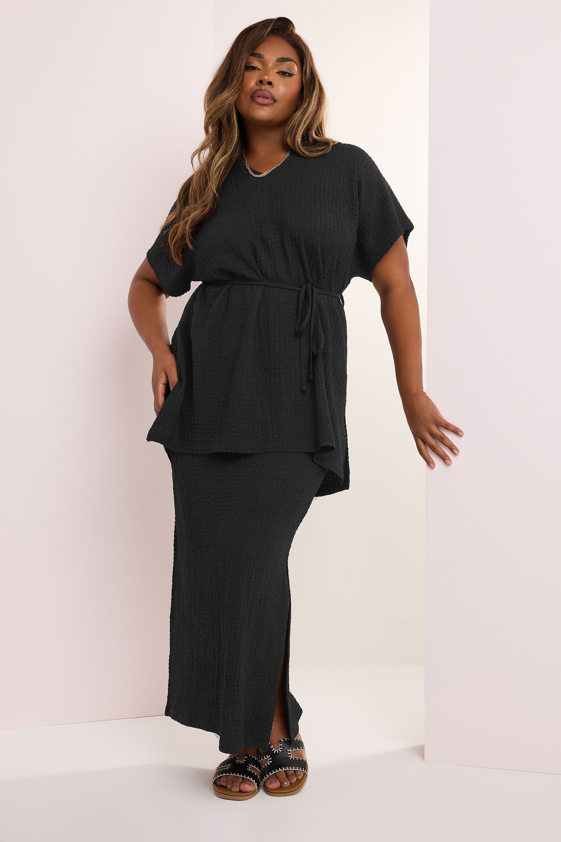 YOURS Plus Size Black Textured Side Split Maxi Skirt | Yours Clothing 4