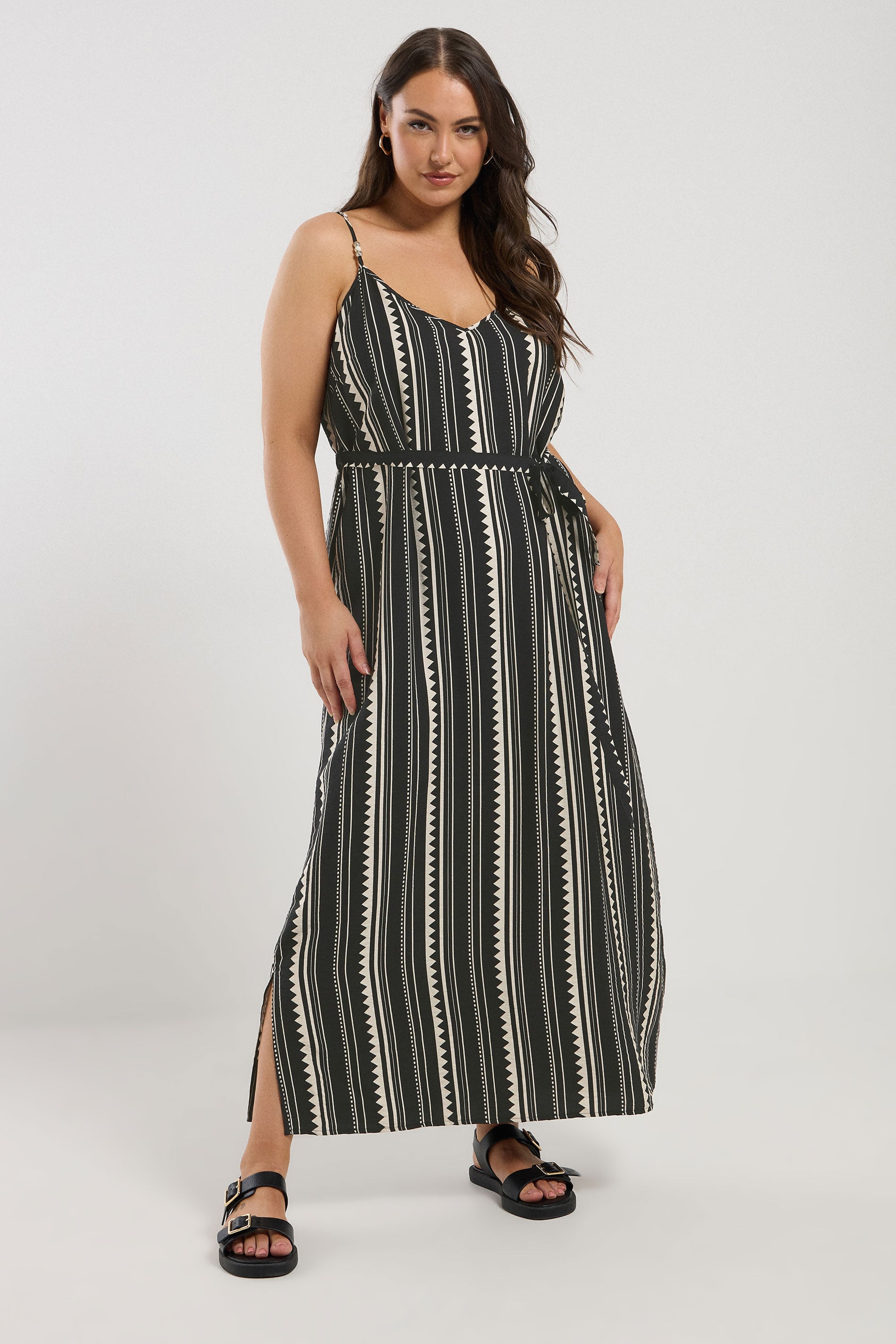 YOURS Plus Size Black Zig Zag Bead Detail Maxi Dress | Yours Clothing 3