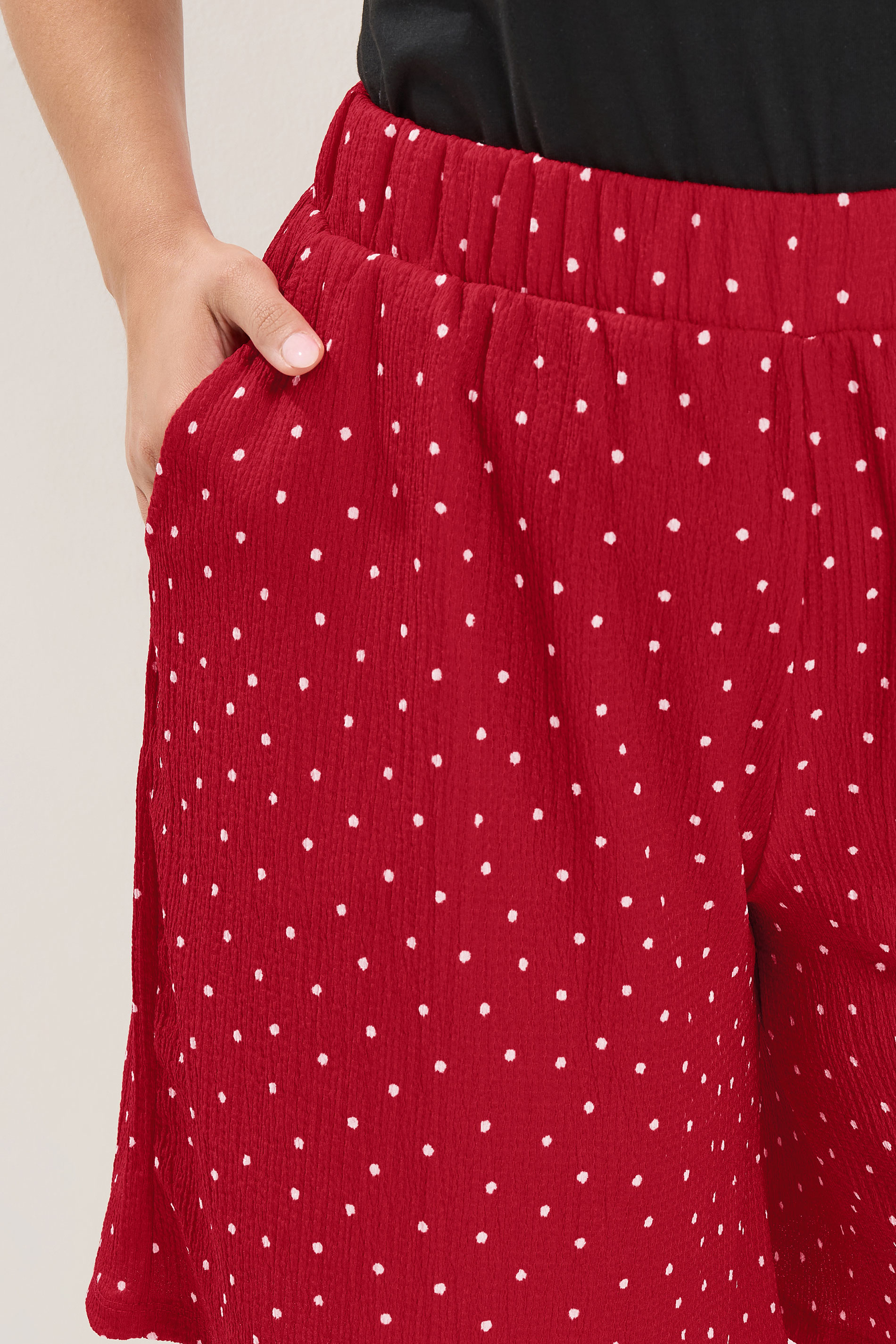 YOURS Plus Size Red Polka Dot Crinkle Shorts | Yours Clothing 4