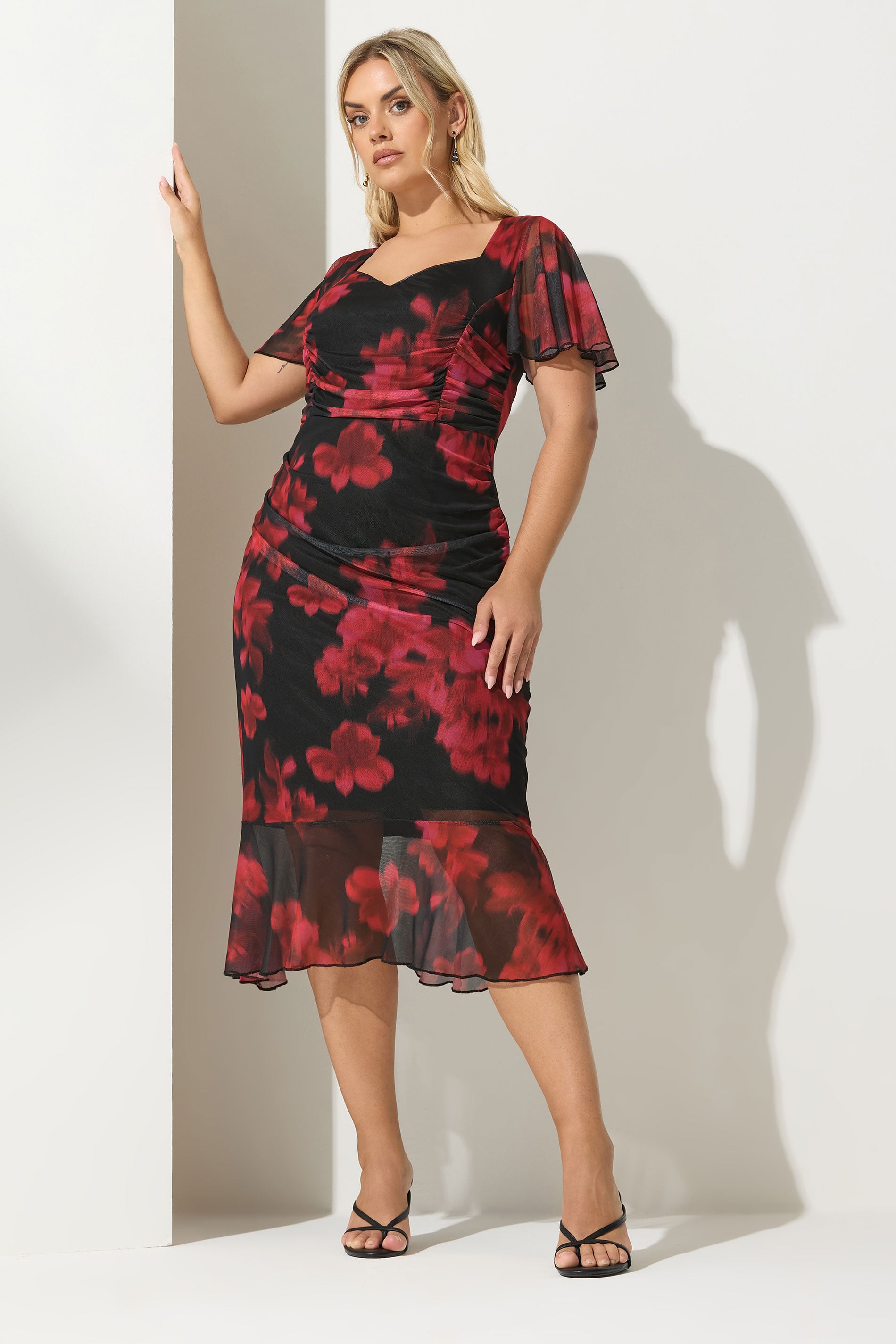 YOURS LONDON Plus Size Red Floral Gathered Midi Dress | Yours Clothing 3
